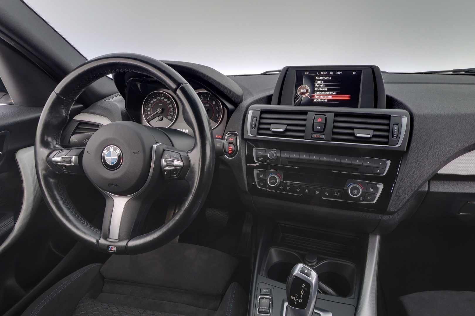 BMW 118 2017