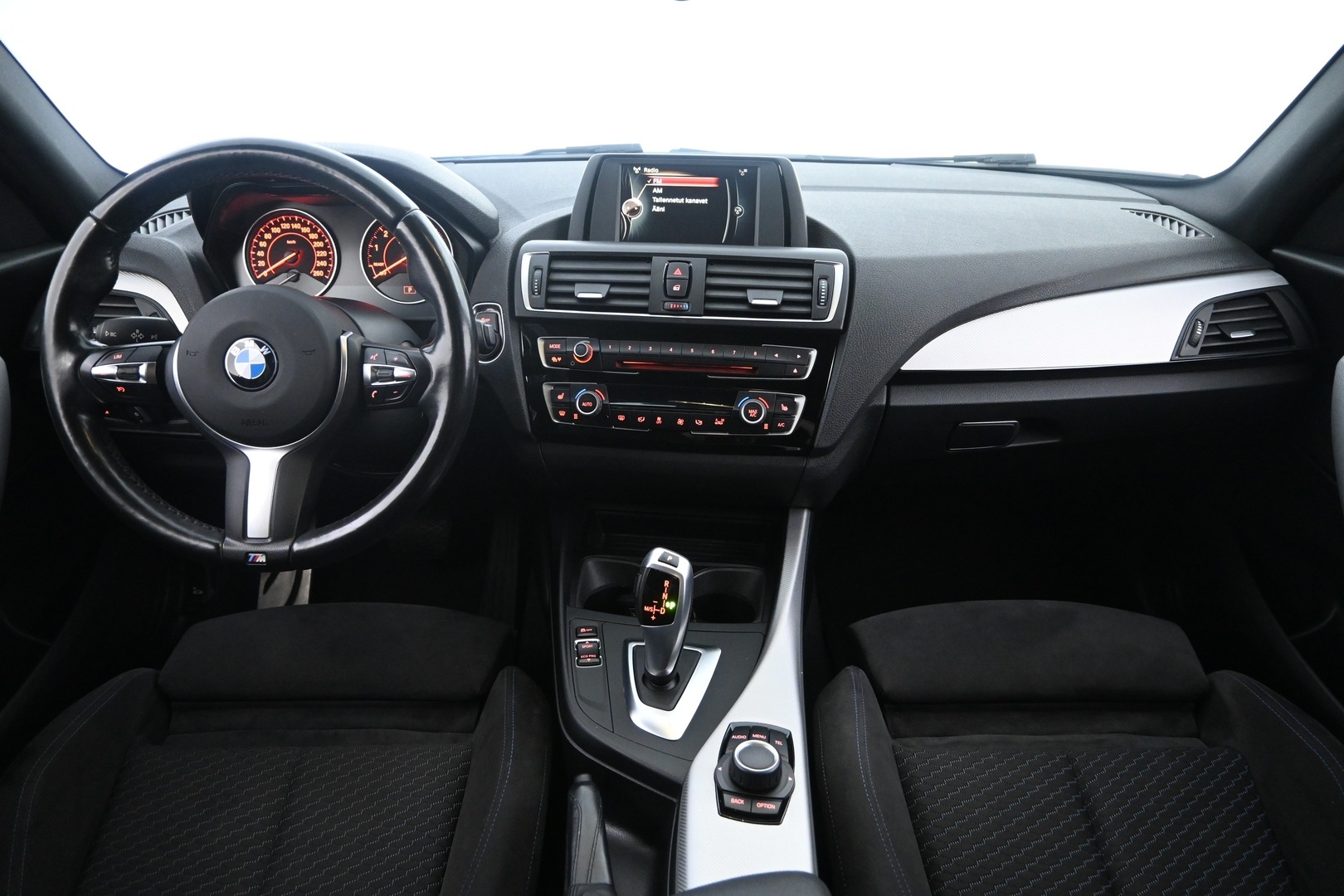 BMW 118 2017