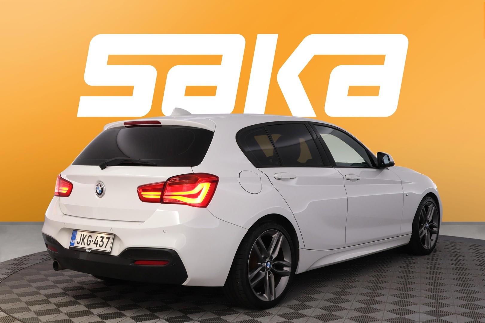 BMW 118 2017