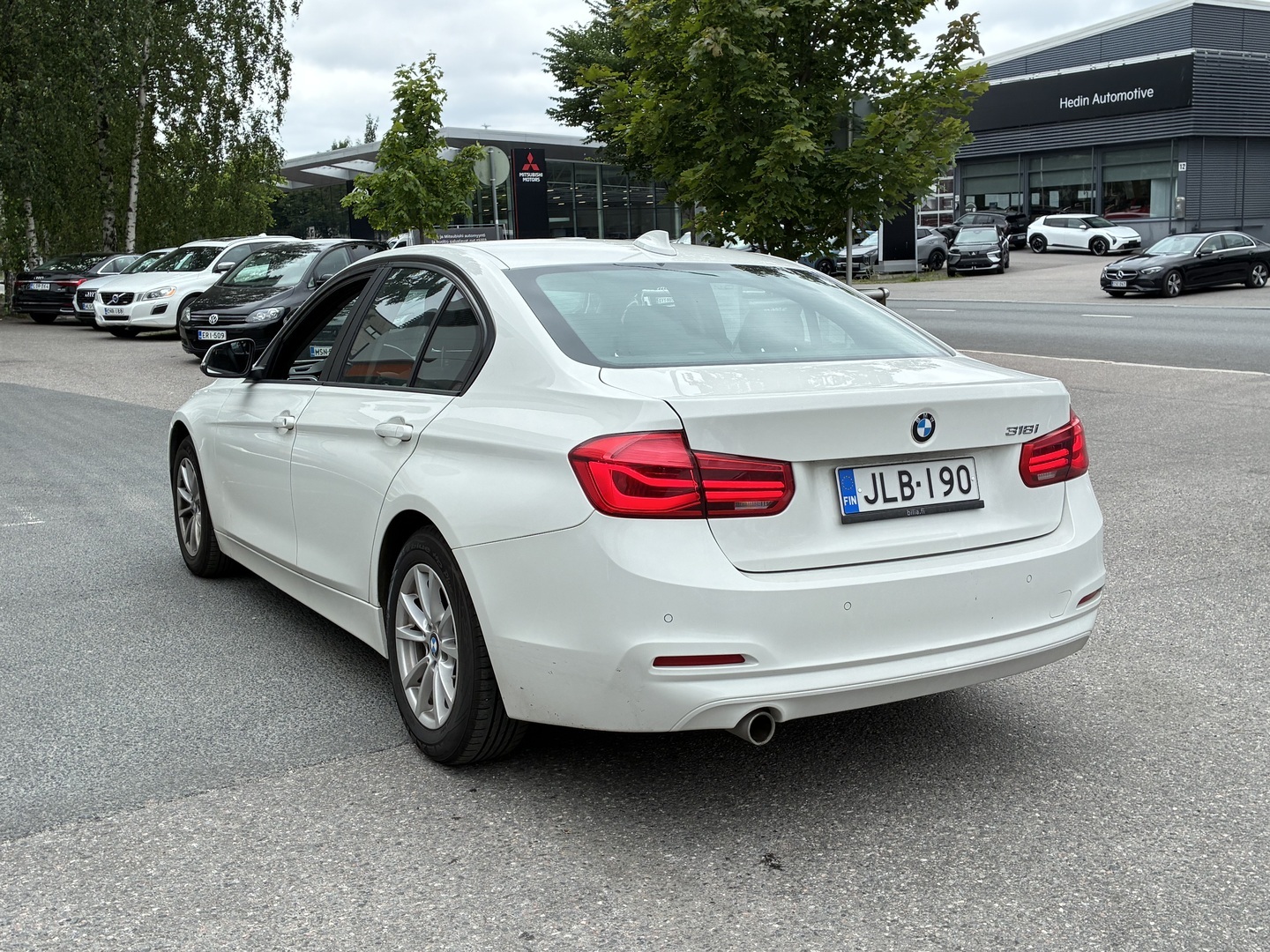 BMW 318 2019