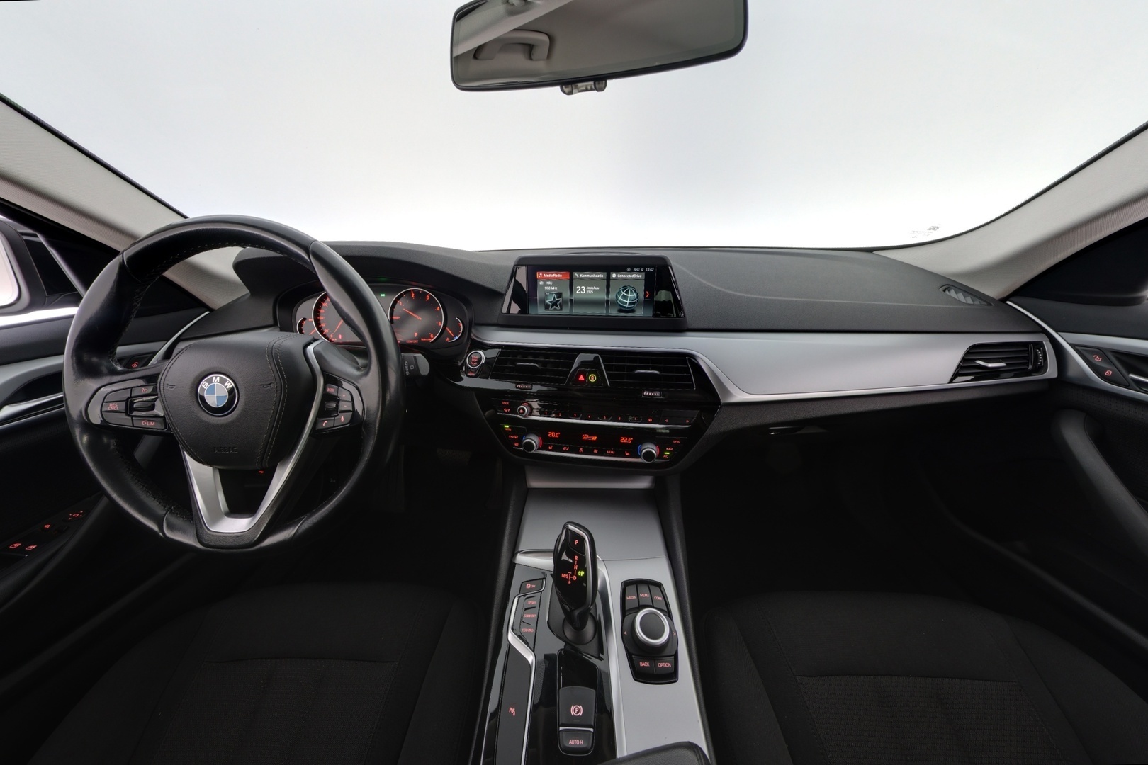 BMW 518 2019