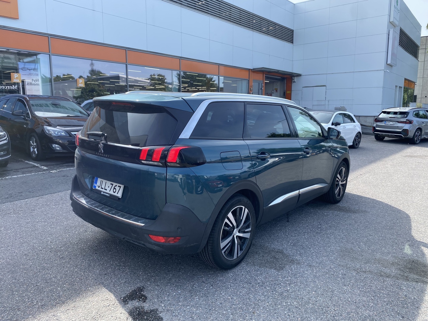 PEUGEOT 5008 2019