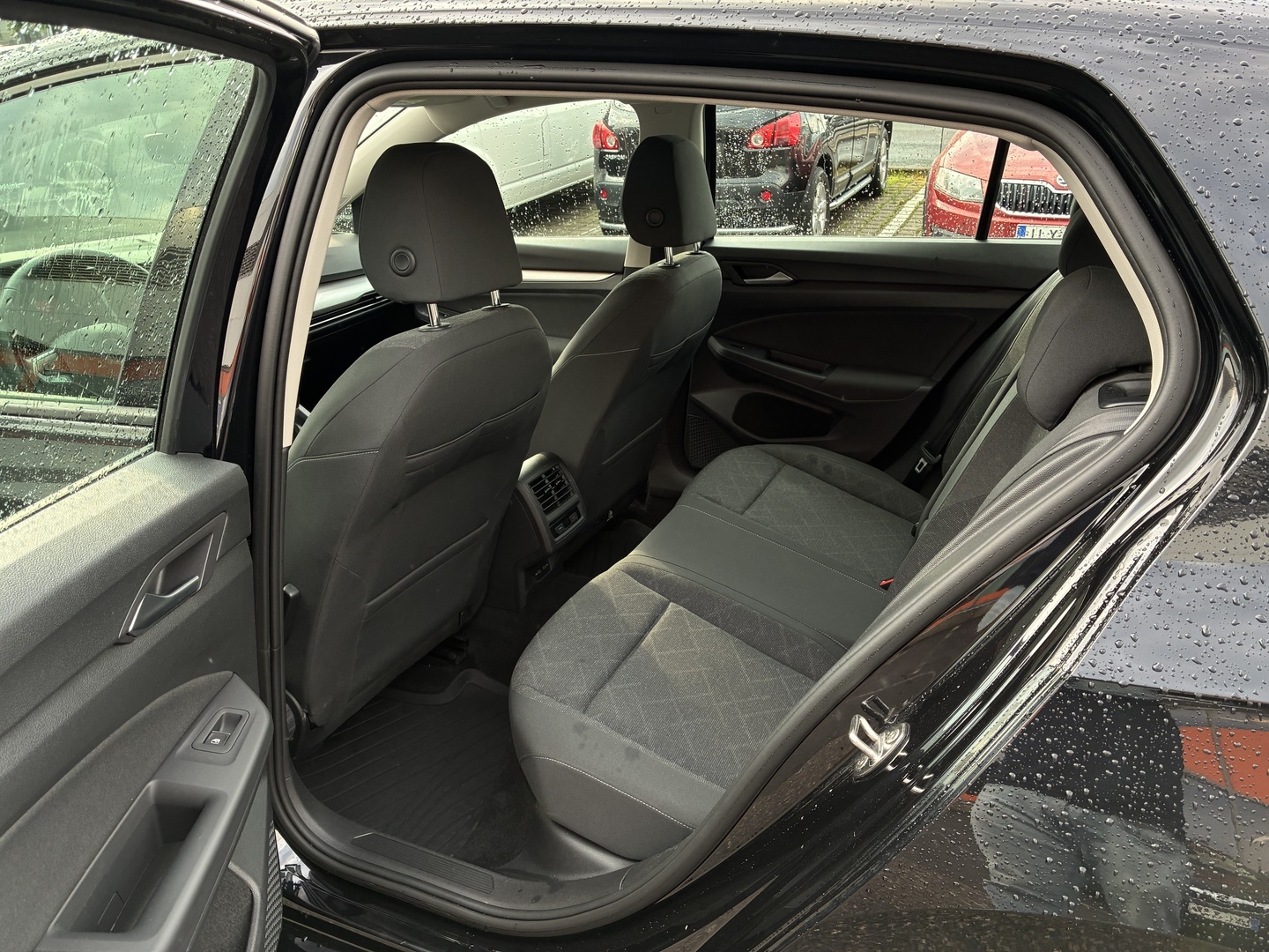 VOLKSWAGEN Golf 2021
