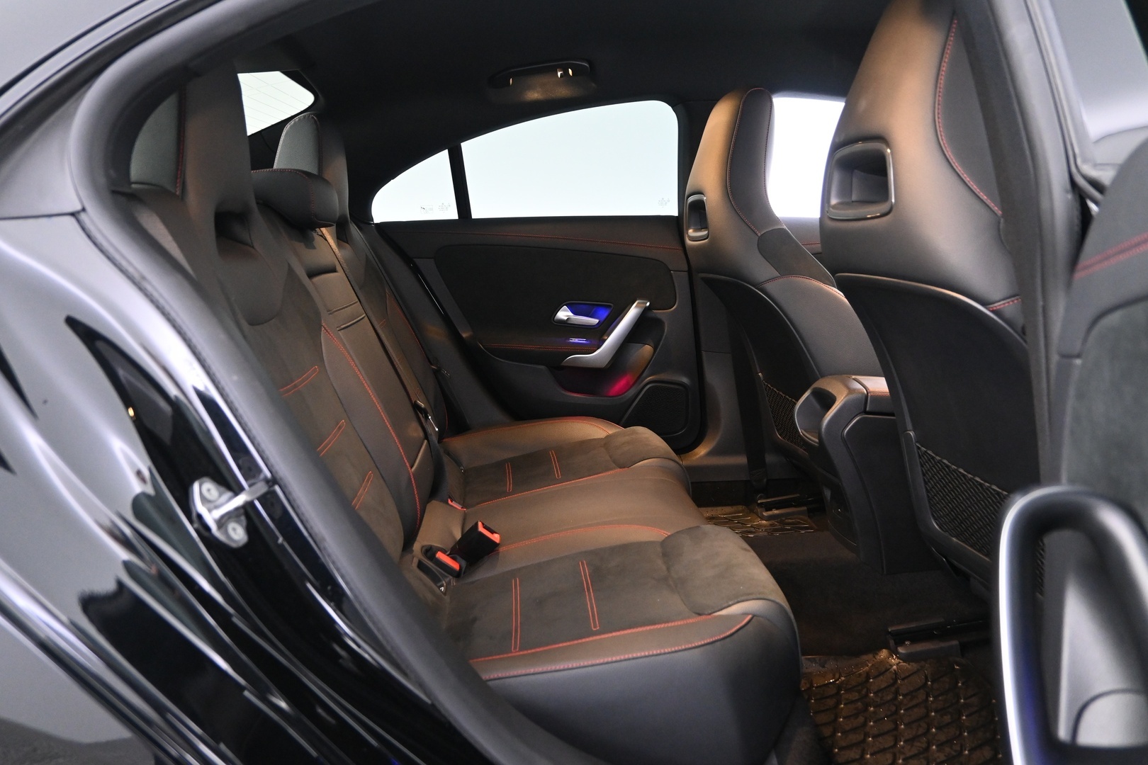 MERCEDES-BENZ CLA 2023