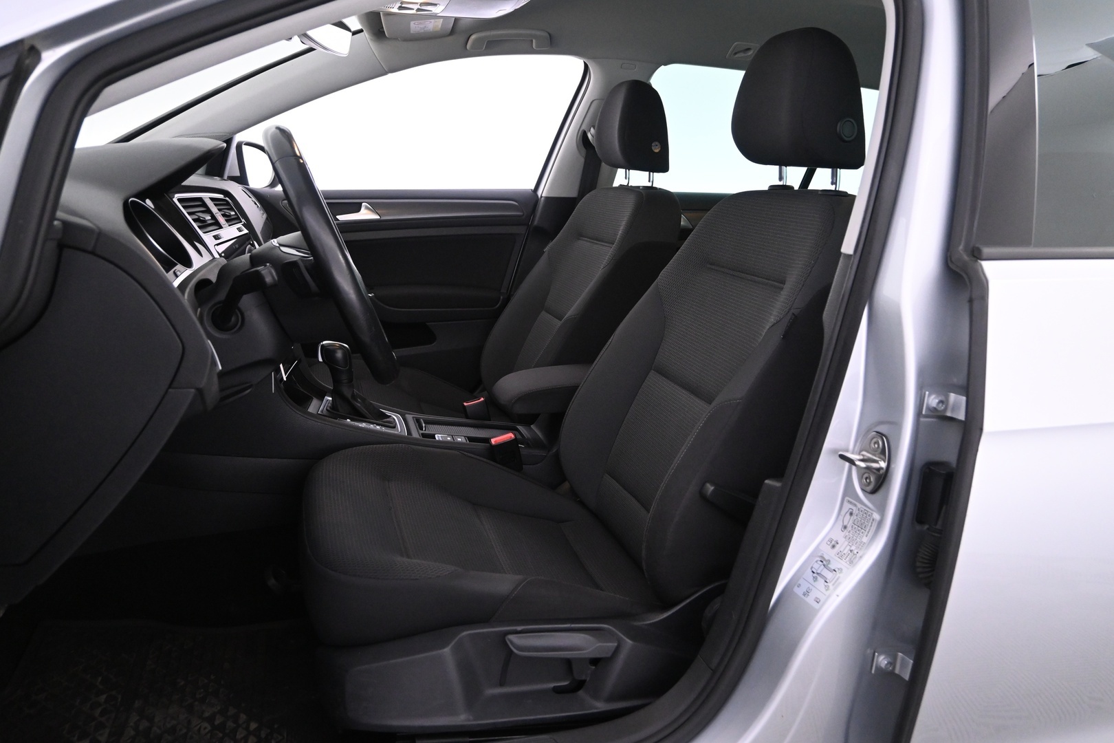 VOLKSWAGEN Golf 2020