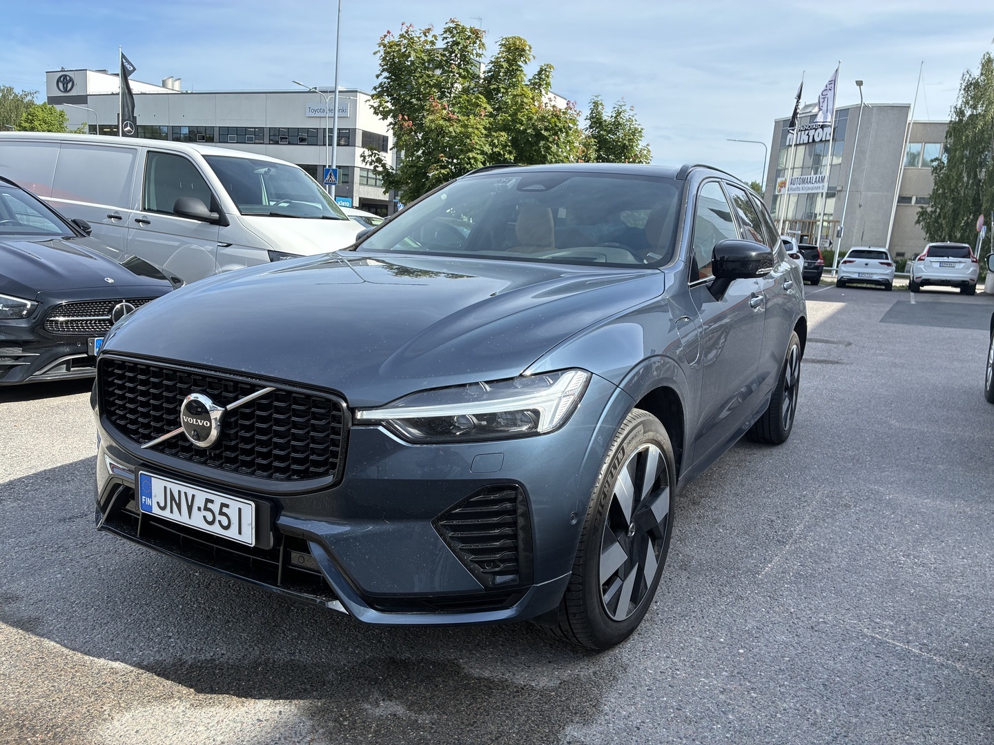 VOLVO XC60 2025