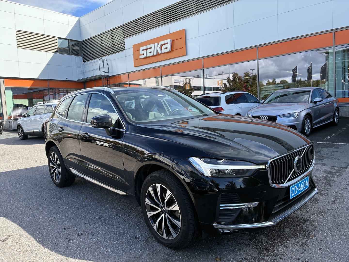 VOLVO XC60 2023