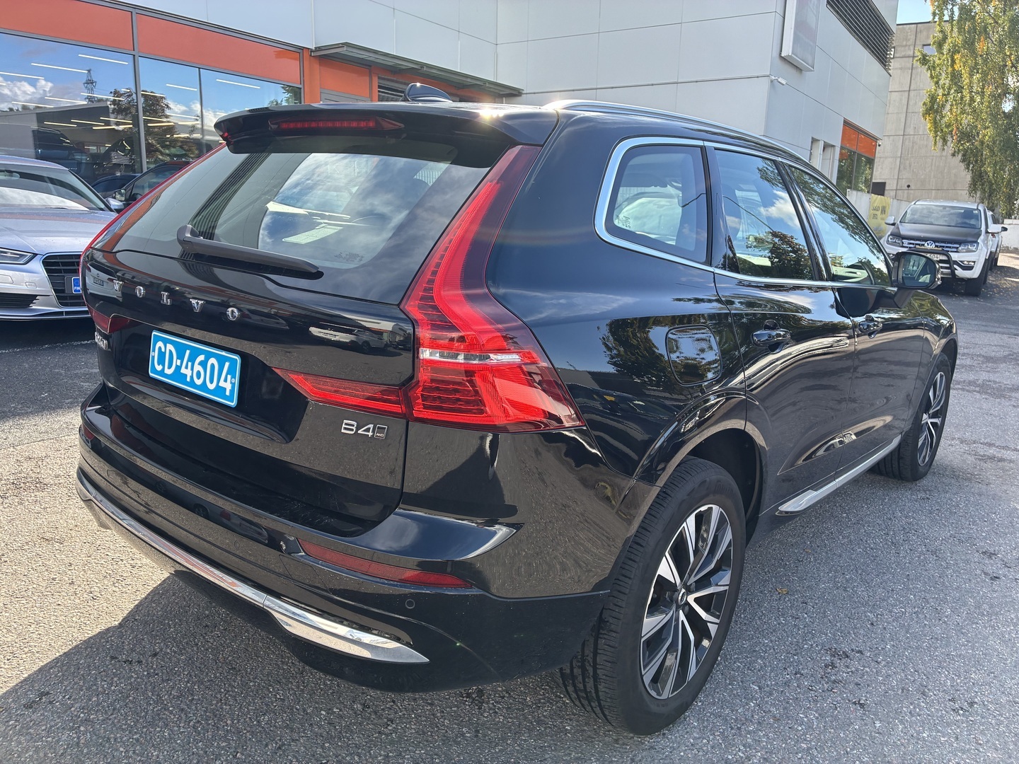 VOLVO XC60 2023