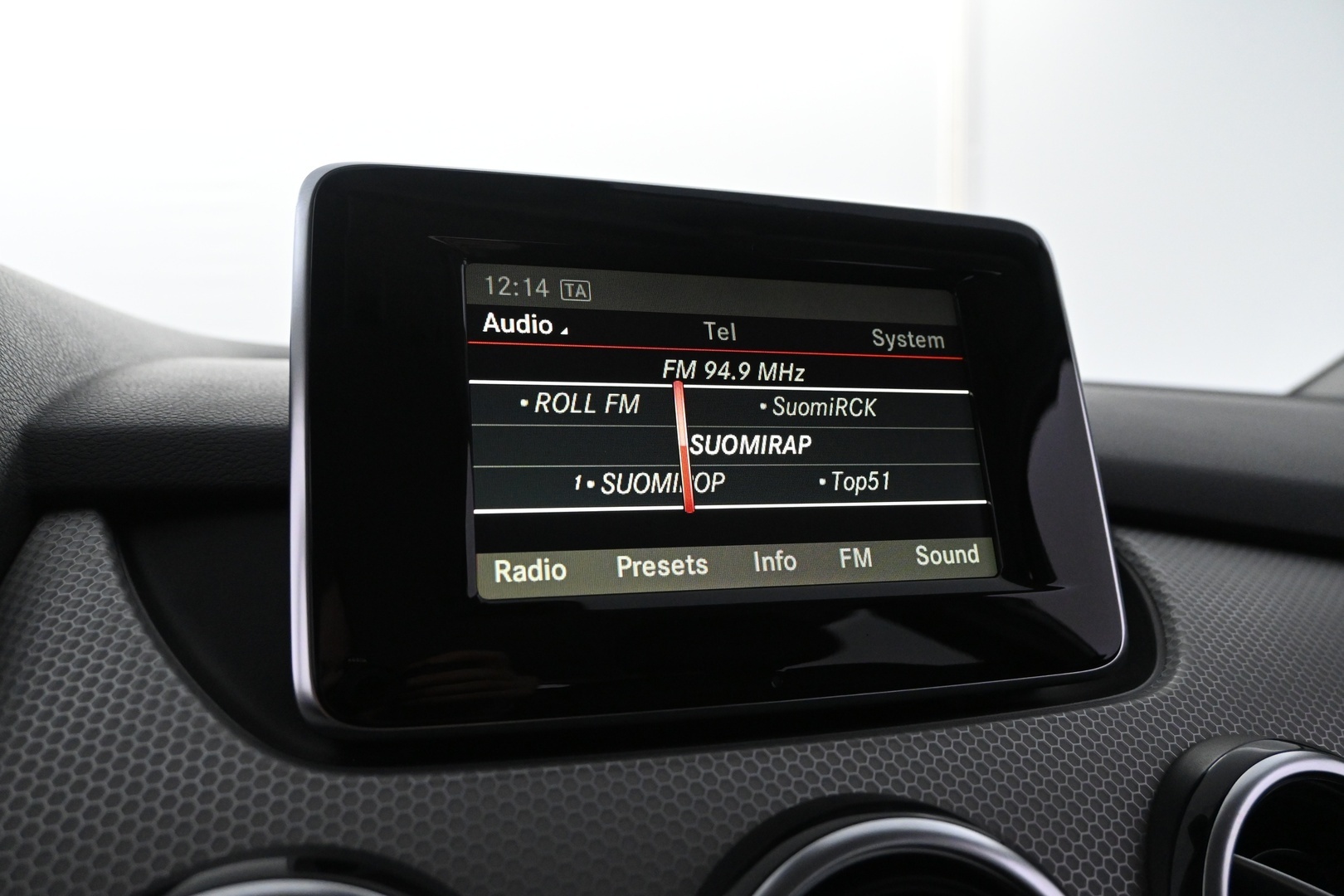 MERCEDES-BENZ B 2013