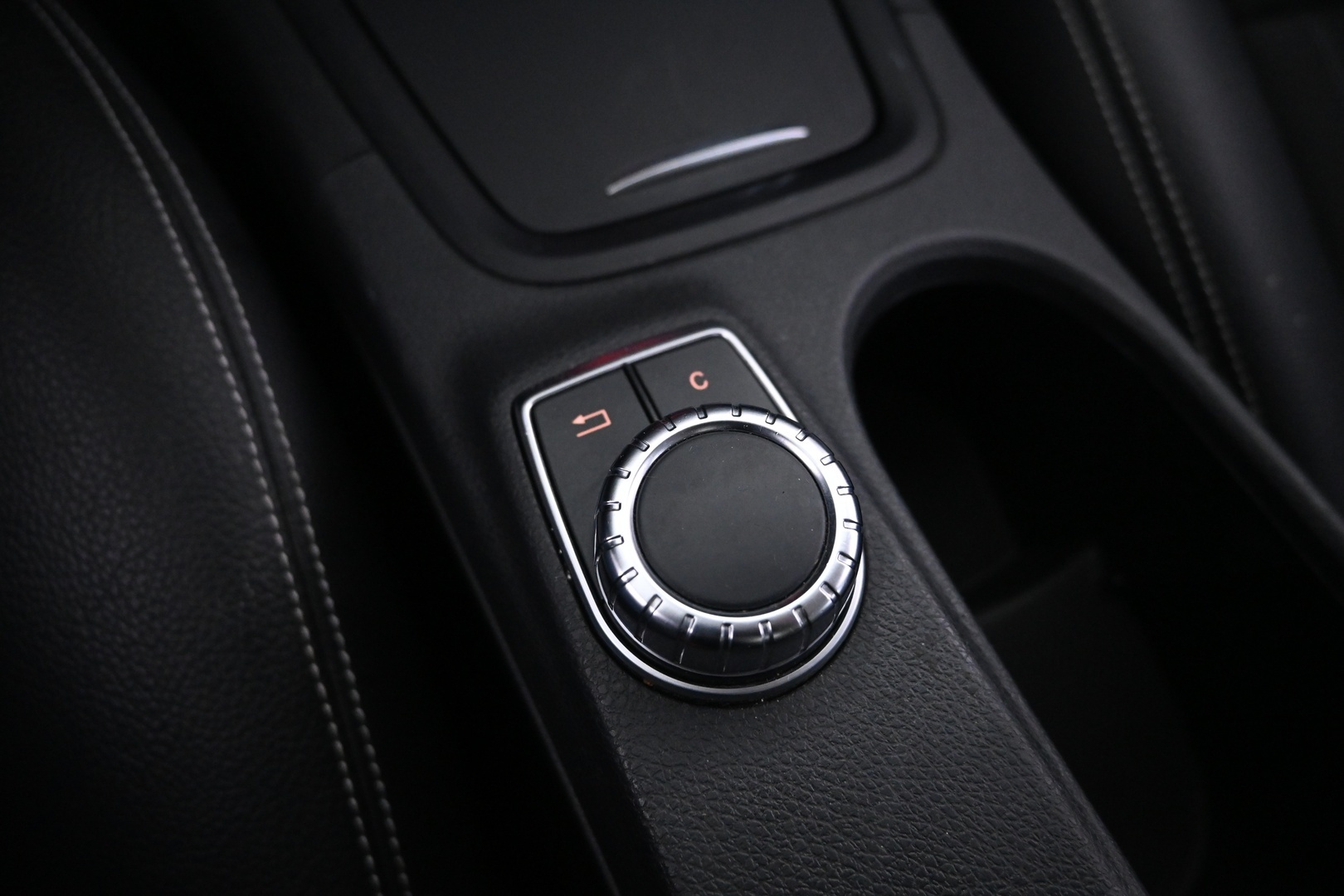 MERCEDES-BENZ B 2013