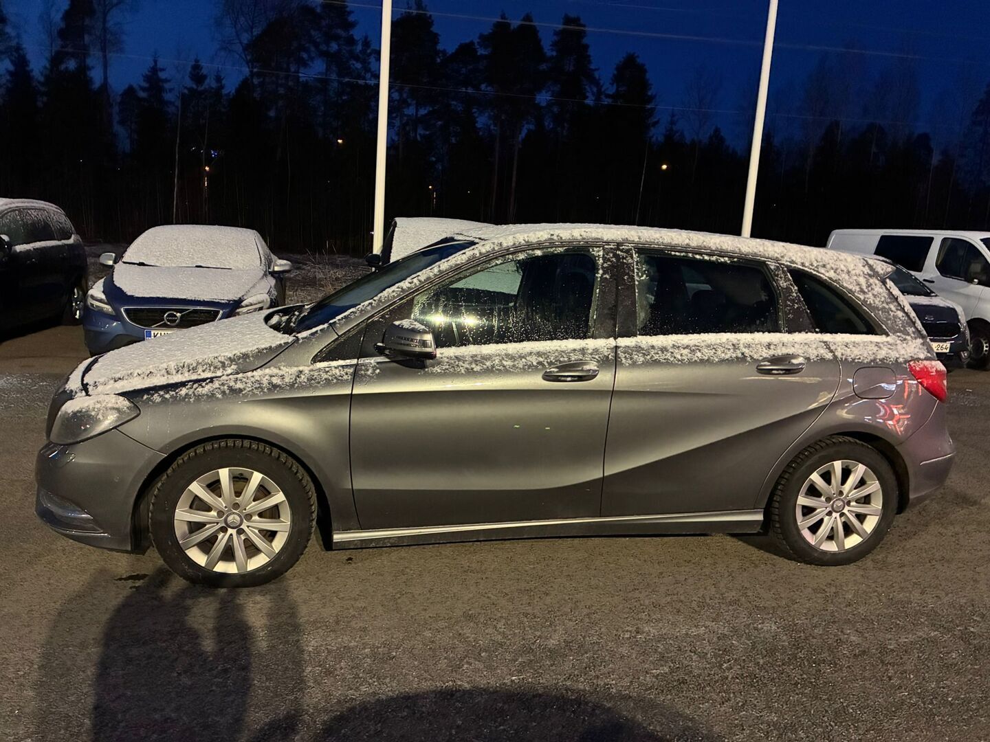 MERCEDES-BENZ B 2013