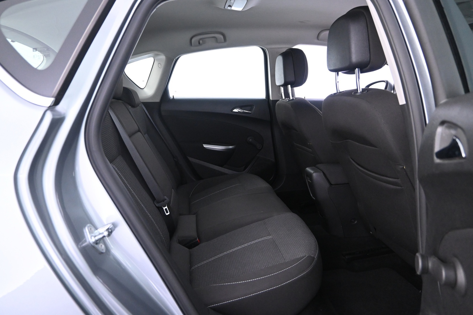 OPEL Astra 2012