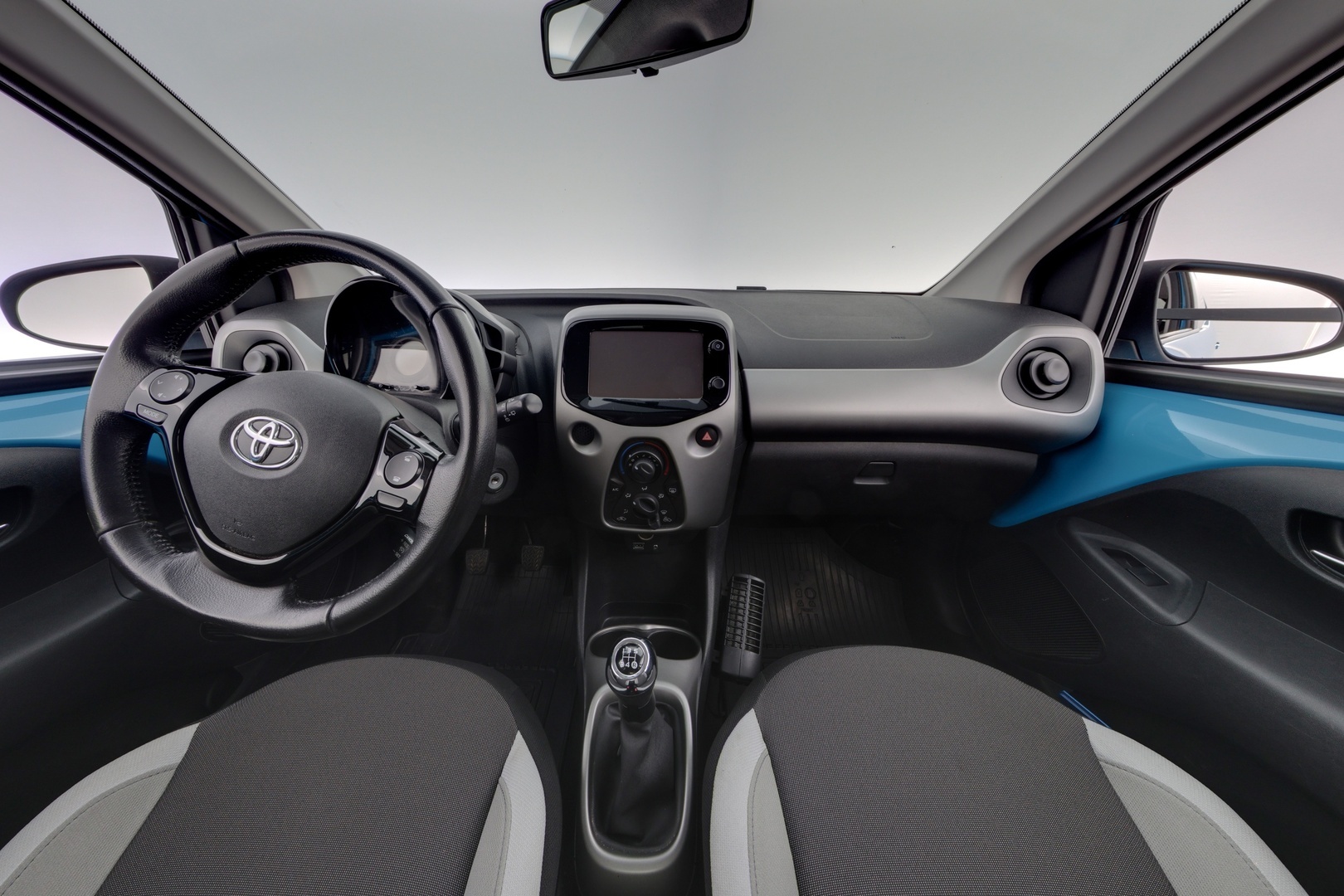 TOYOTA AYGO 2017