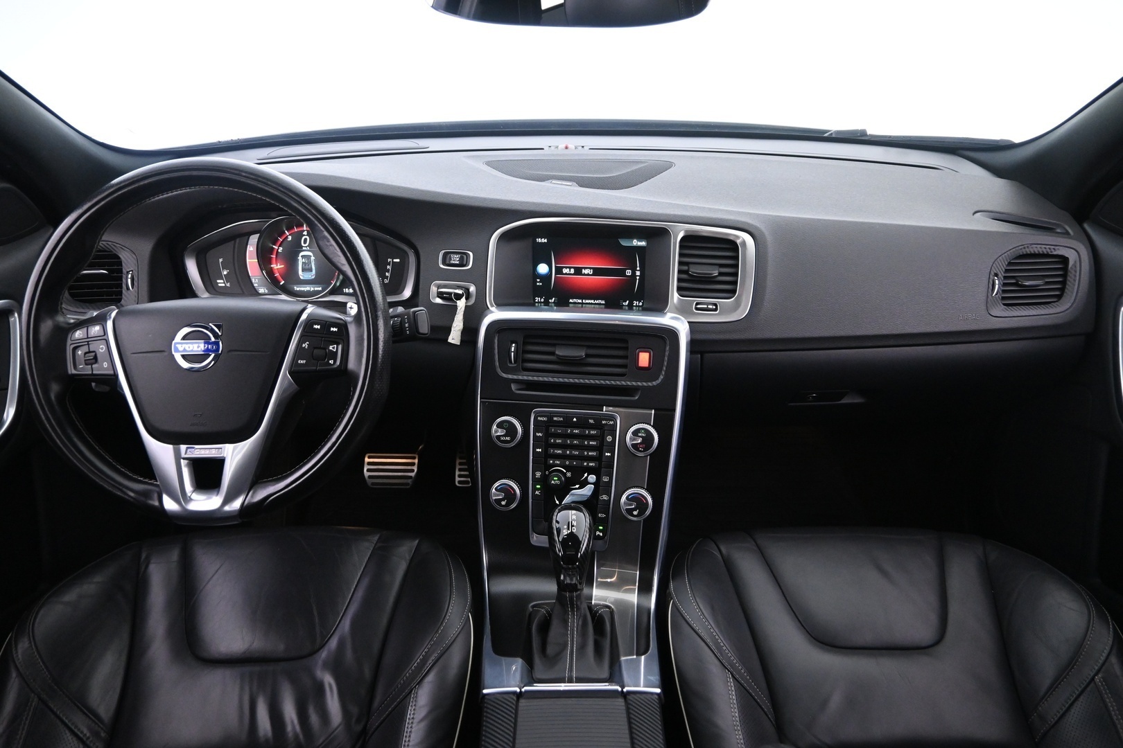 VOLVO S60 2016