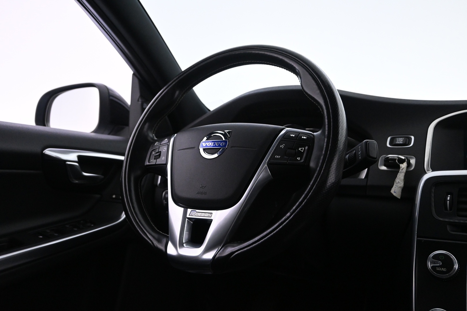 VOLVO S60 2016
