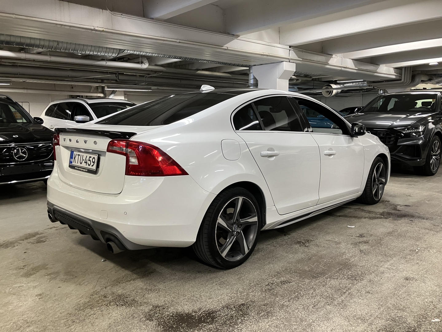 VOLVO S60 2015