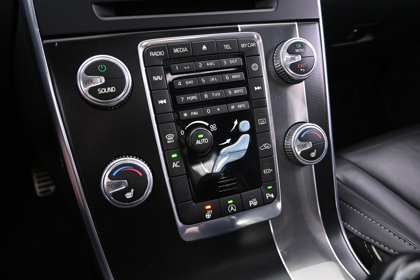 VOLVO S60 2016