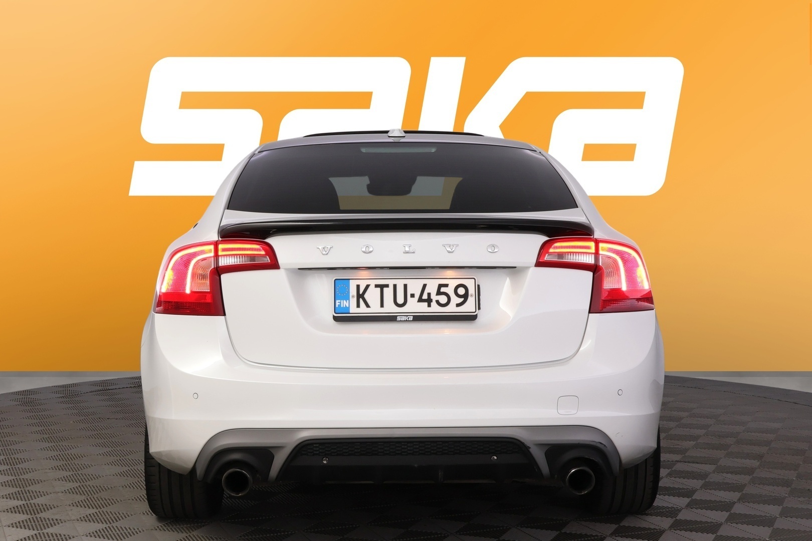 VOLVO S60 2016