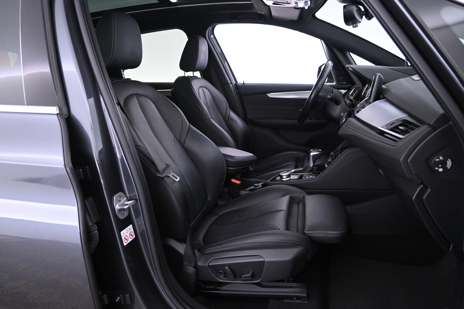 BMW 225 2020
