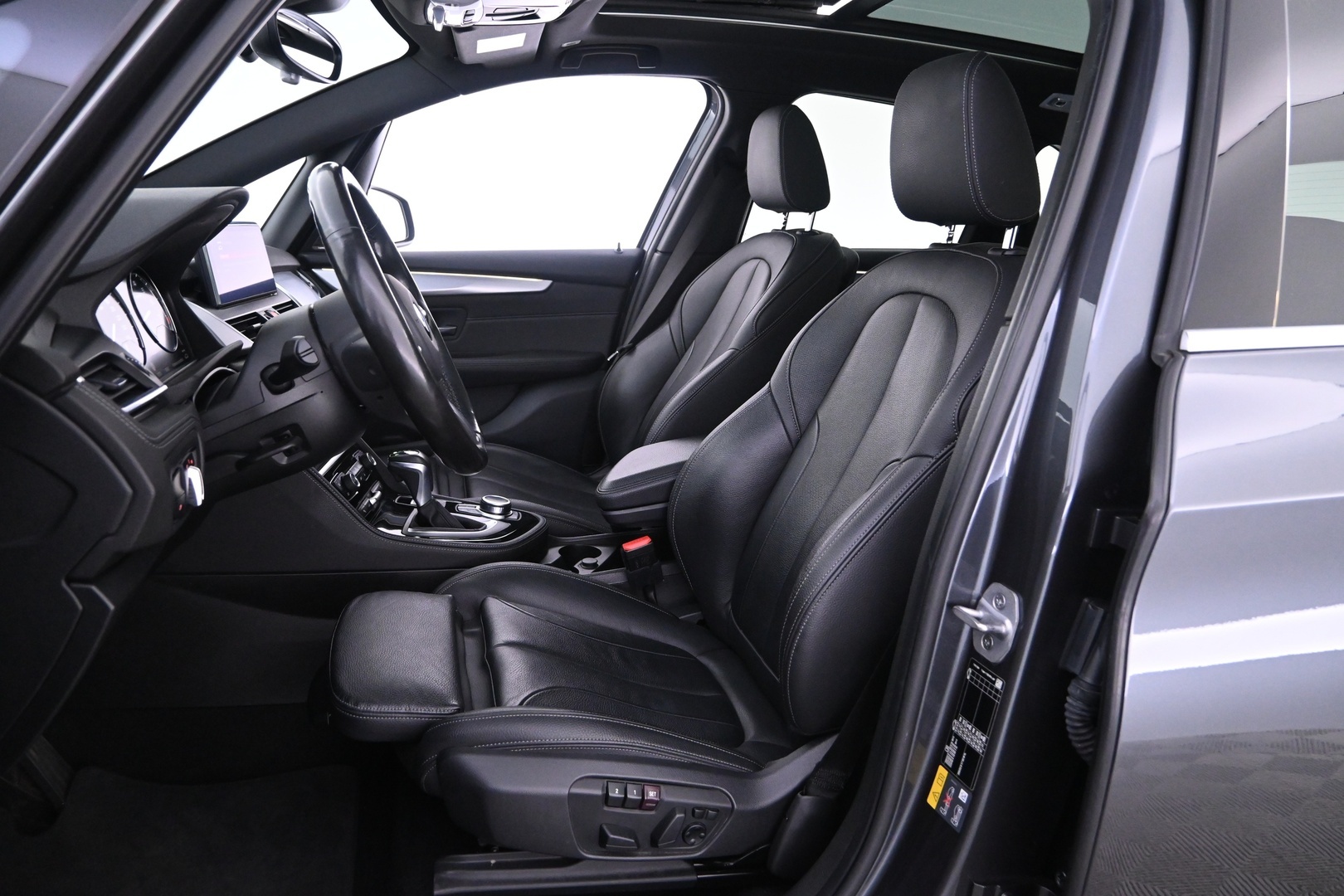 BMW 225 2020