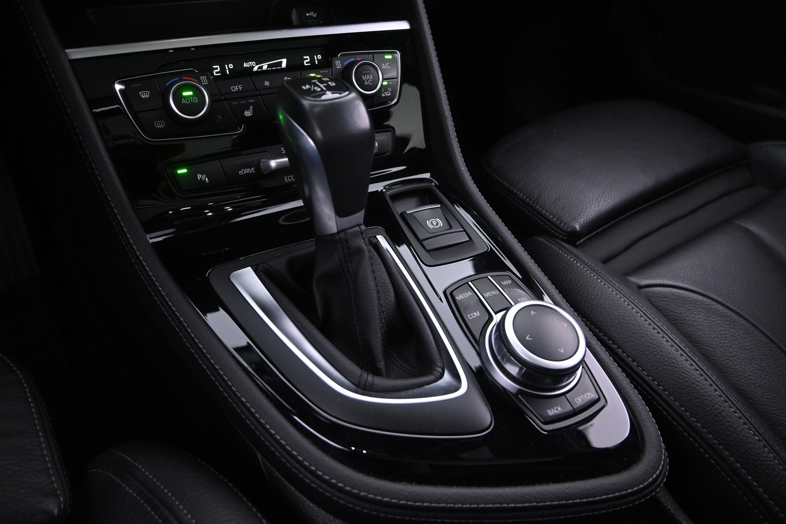 BMW 225 2020