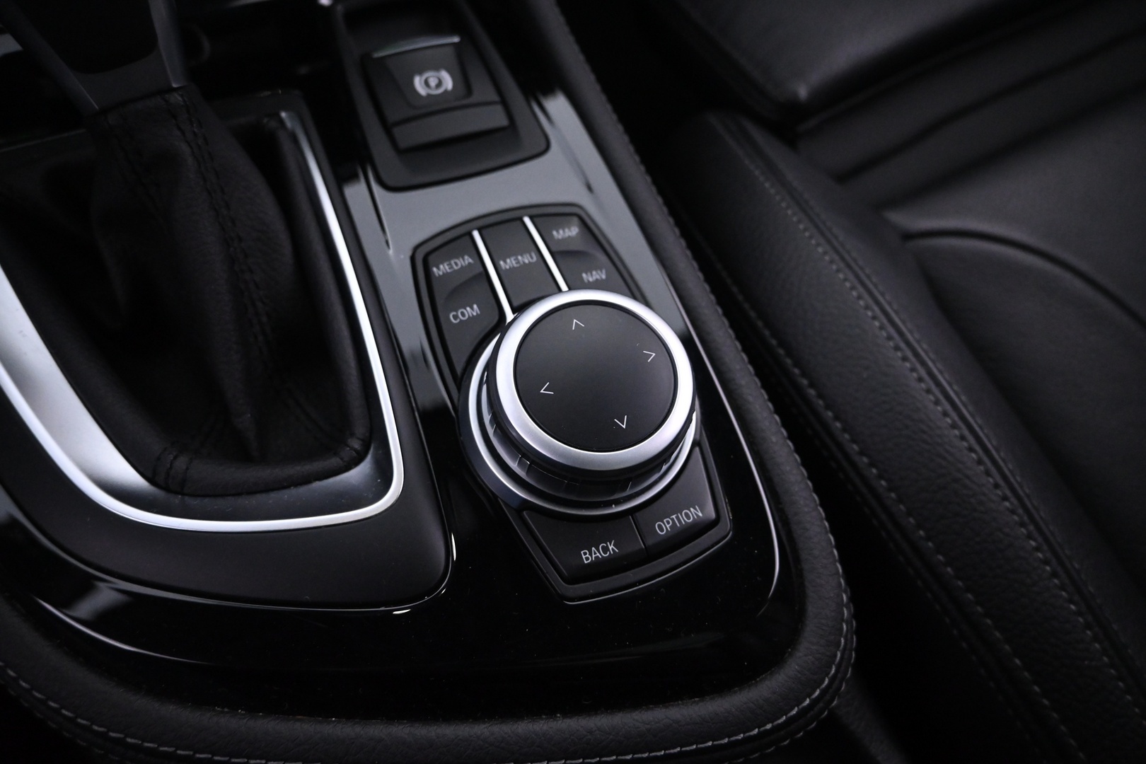 BMW 225 2020