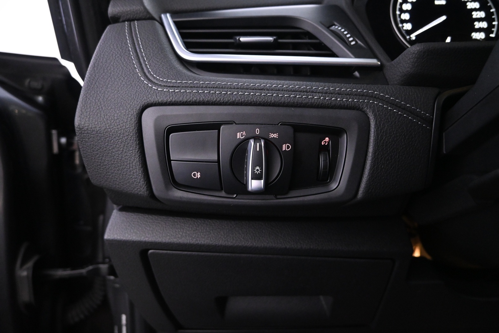 BMW 225 2020