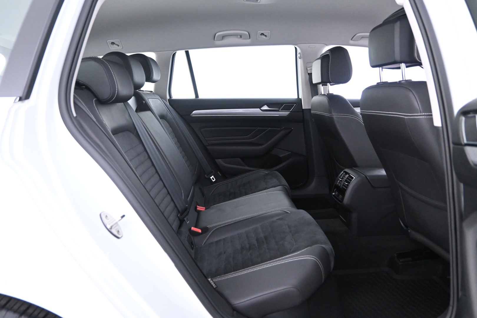 VOLKSWAGEN Passat 2020
