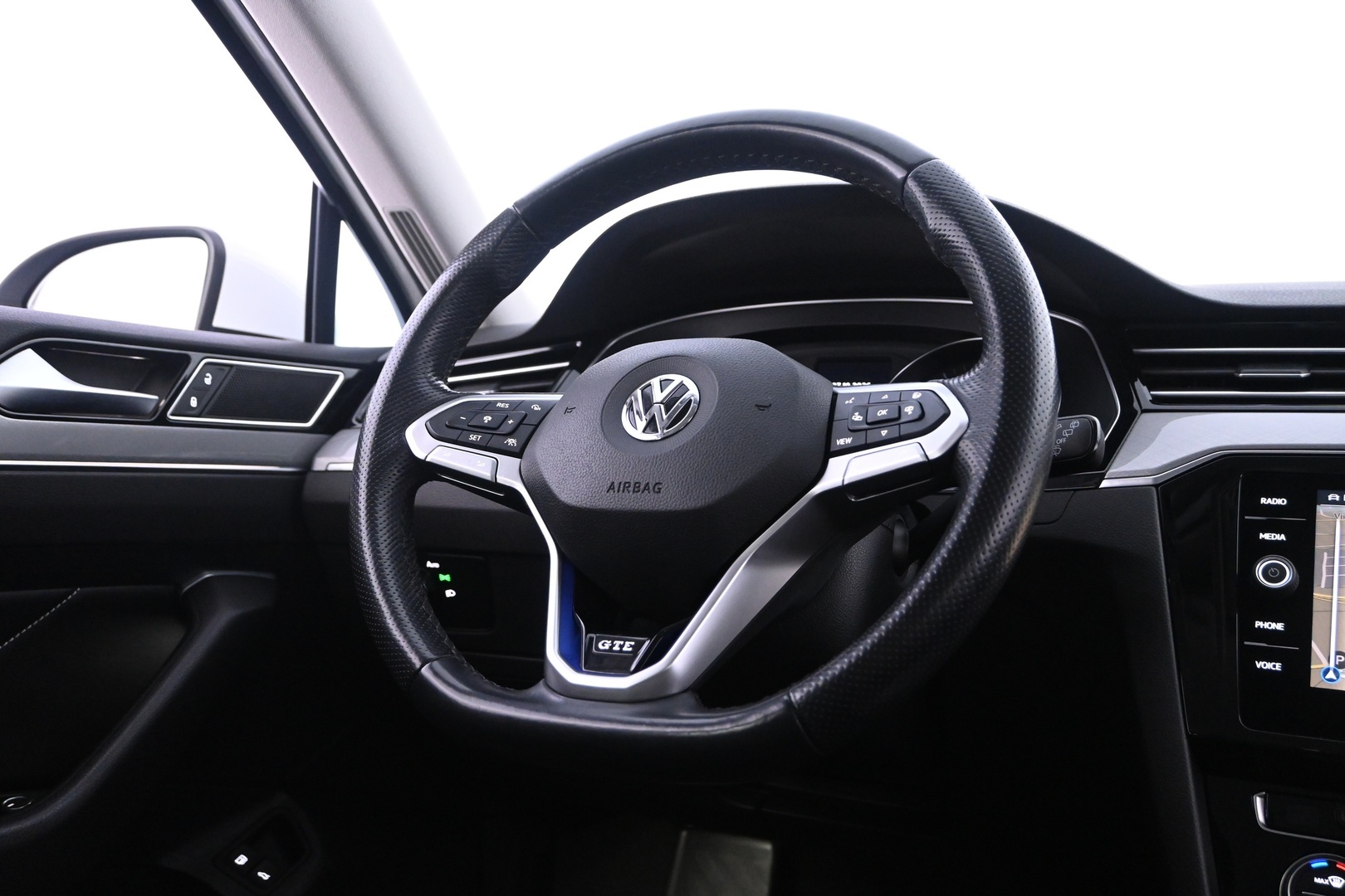 VOLKSWAGEN Passat 2020