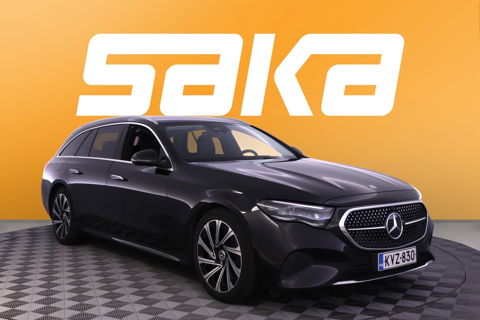 MERCEDES-BENZ E 2025