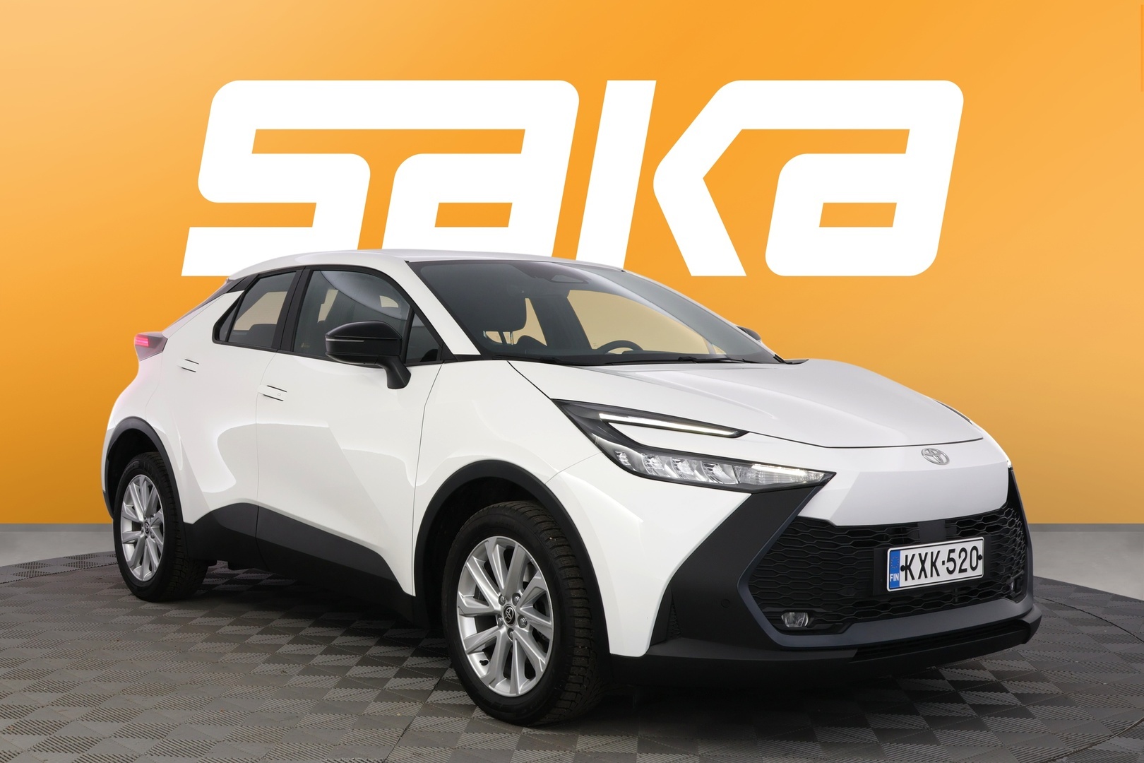 TOYOTA C-HR 2024
