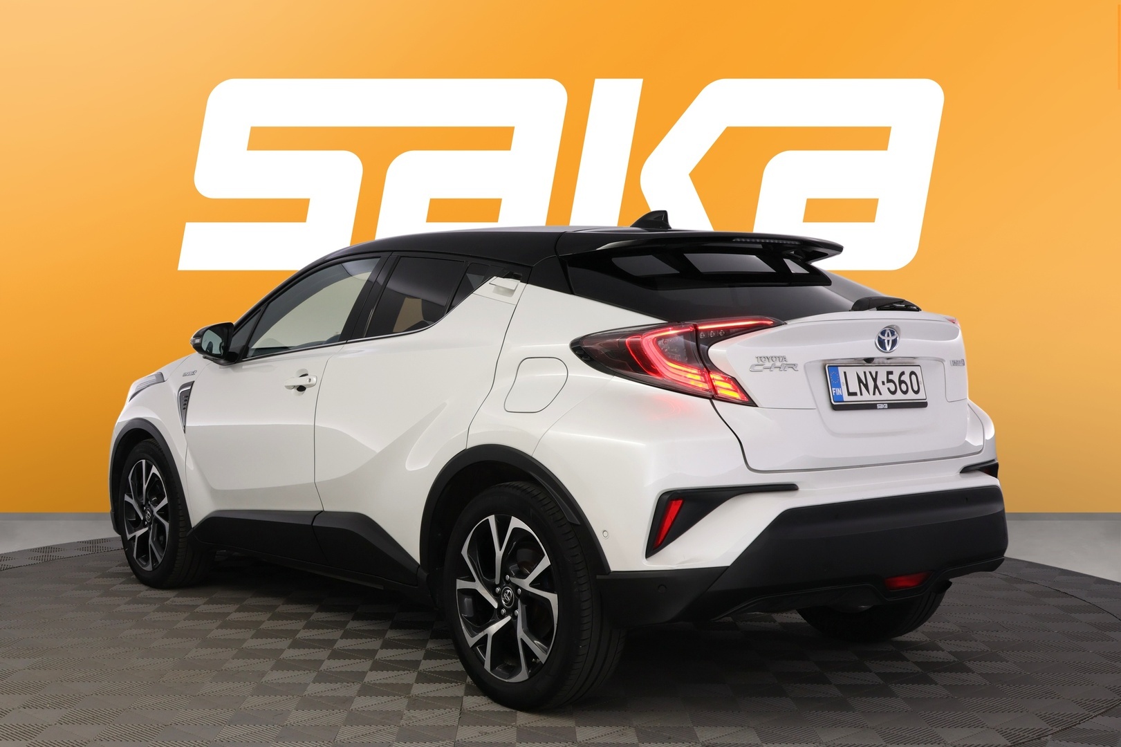 TOYOTA C-HR 2017