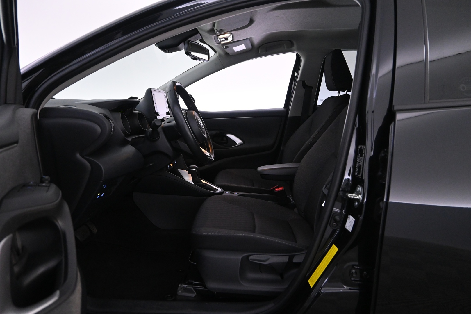 TOYOTA Yaris 2021