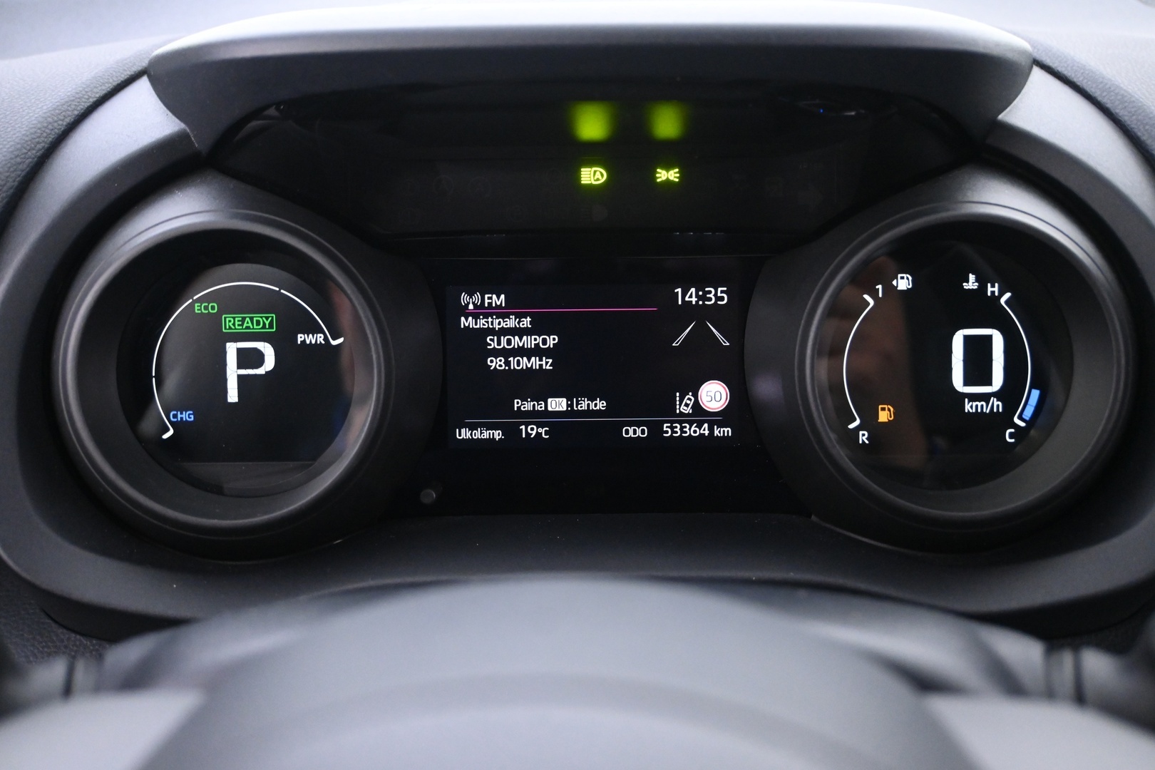 TOYOTA Yaris 2021