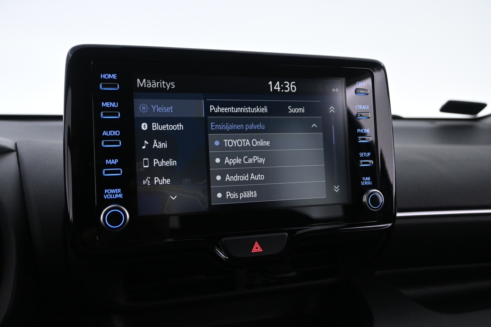 TOYOTA Yaris 2021