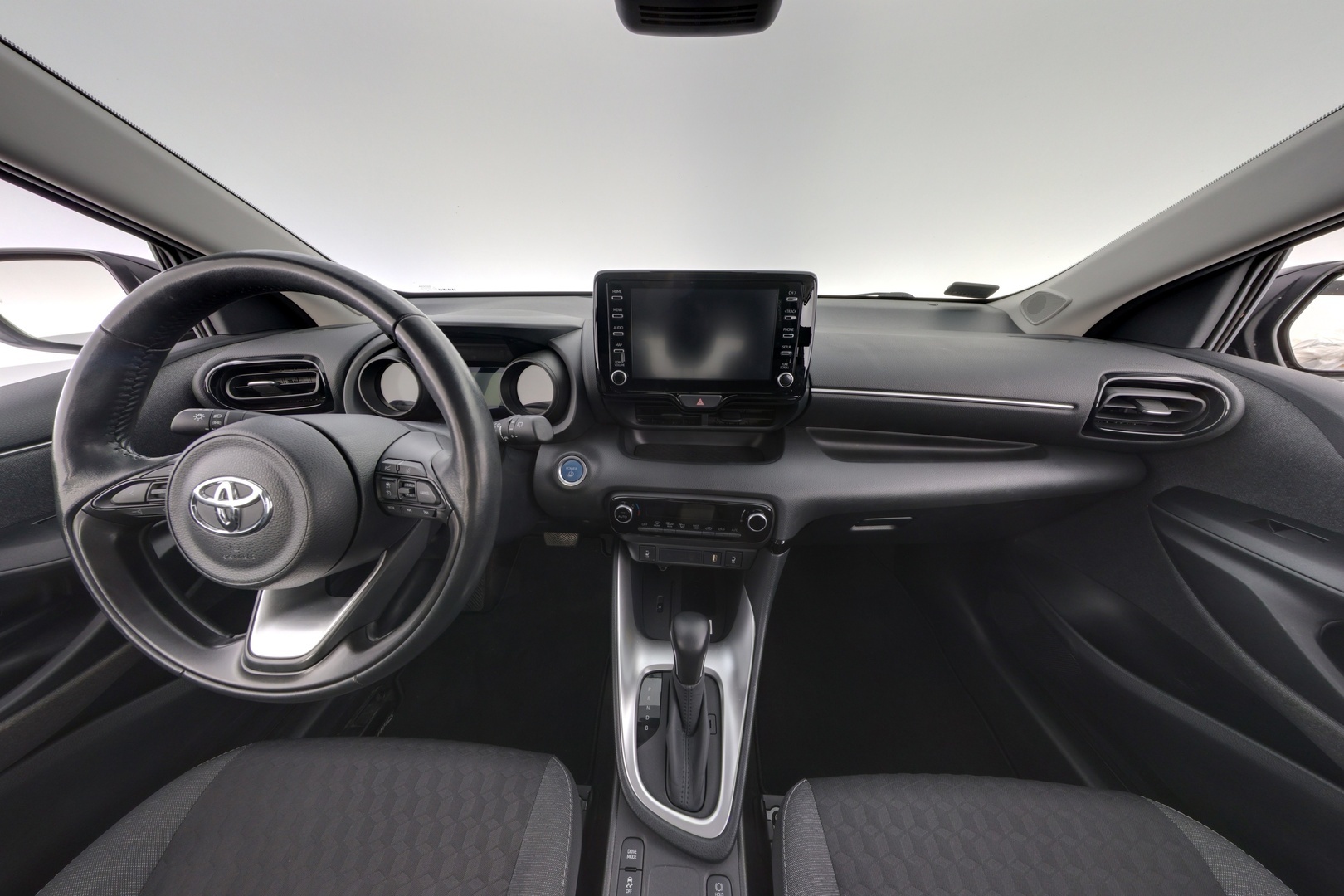 TOYOTA Yaris 2021
