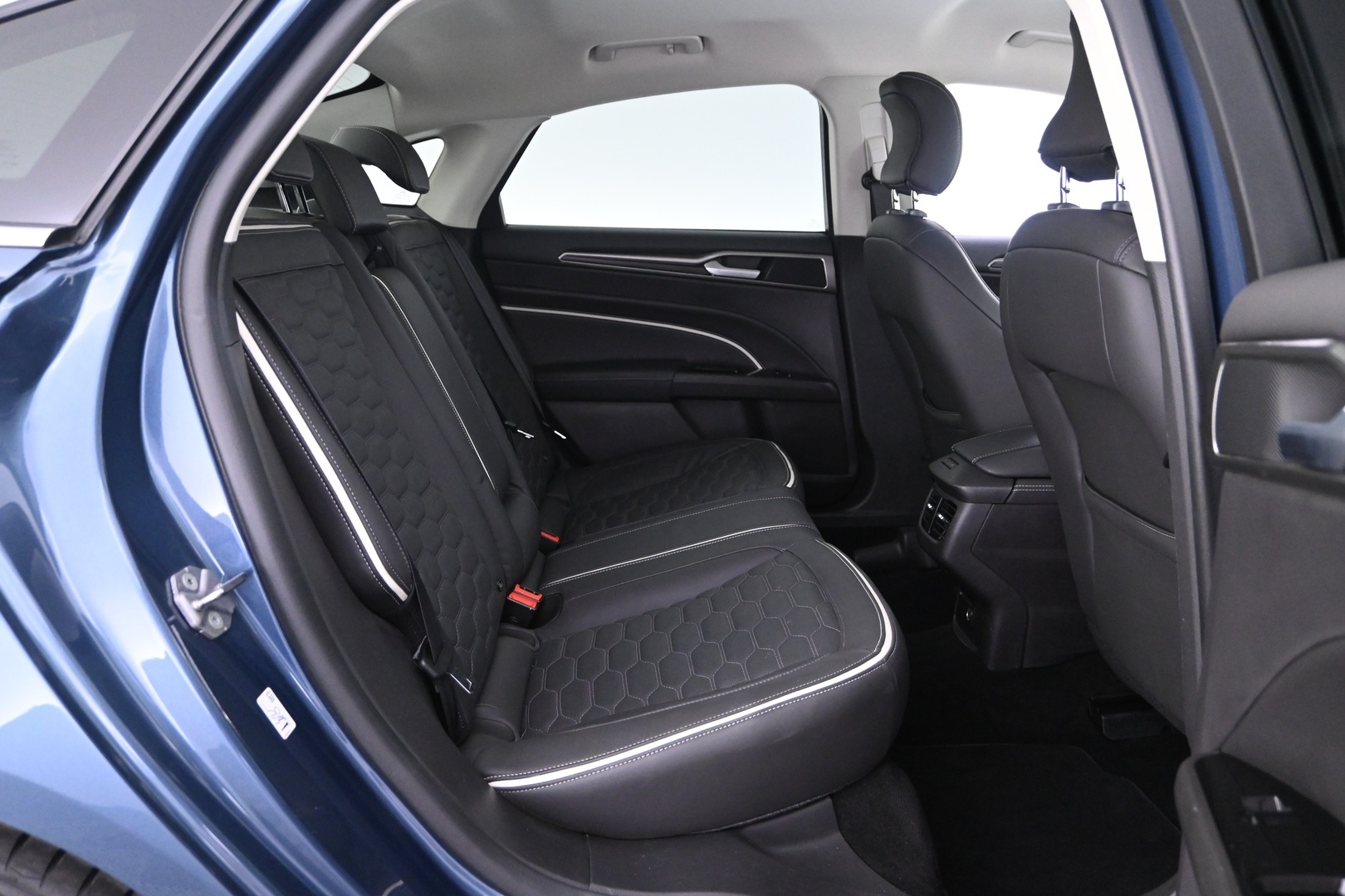 FORD Mondeo 2021