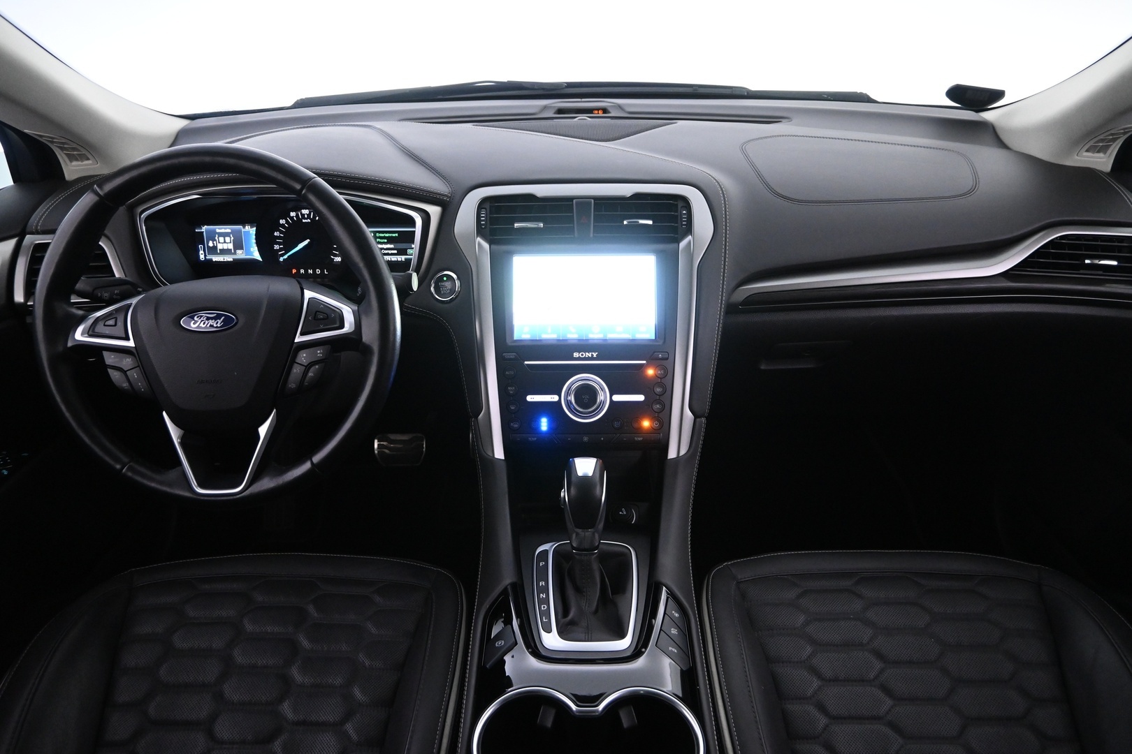 FORD Mondeo 2021