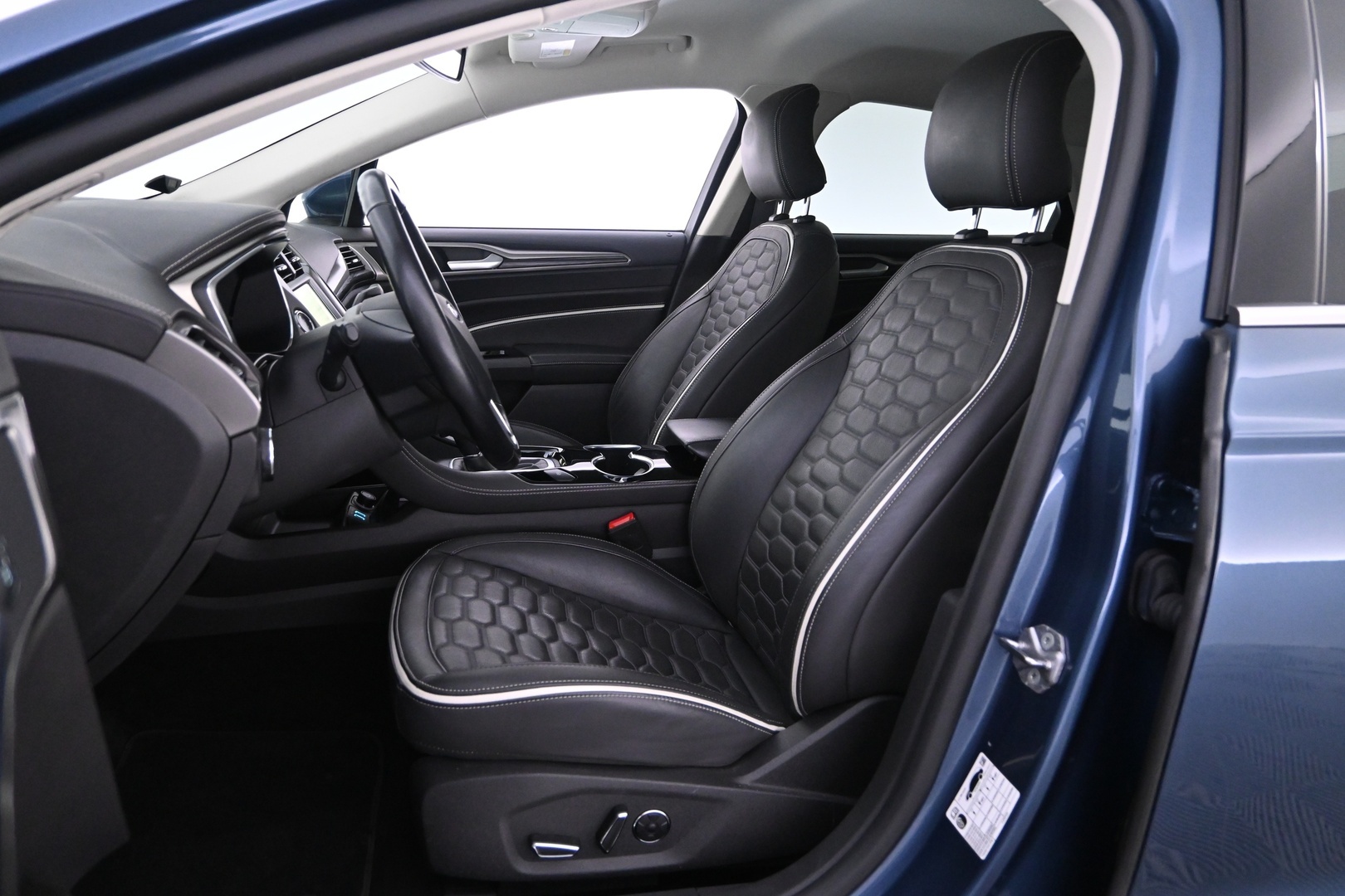 FORD Mondeo 2021