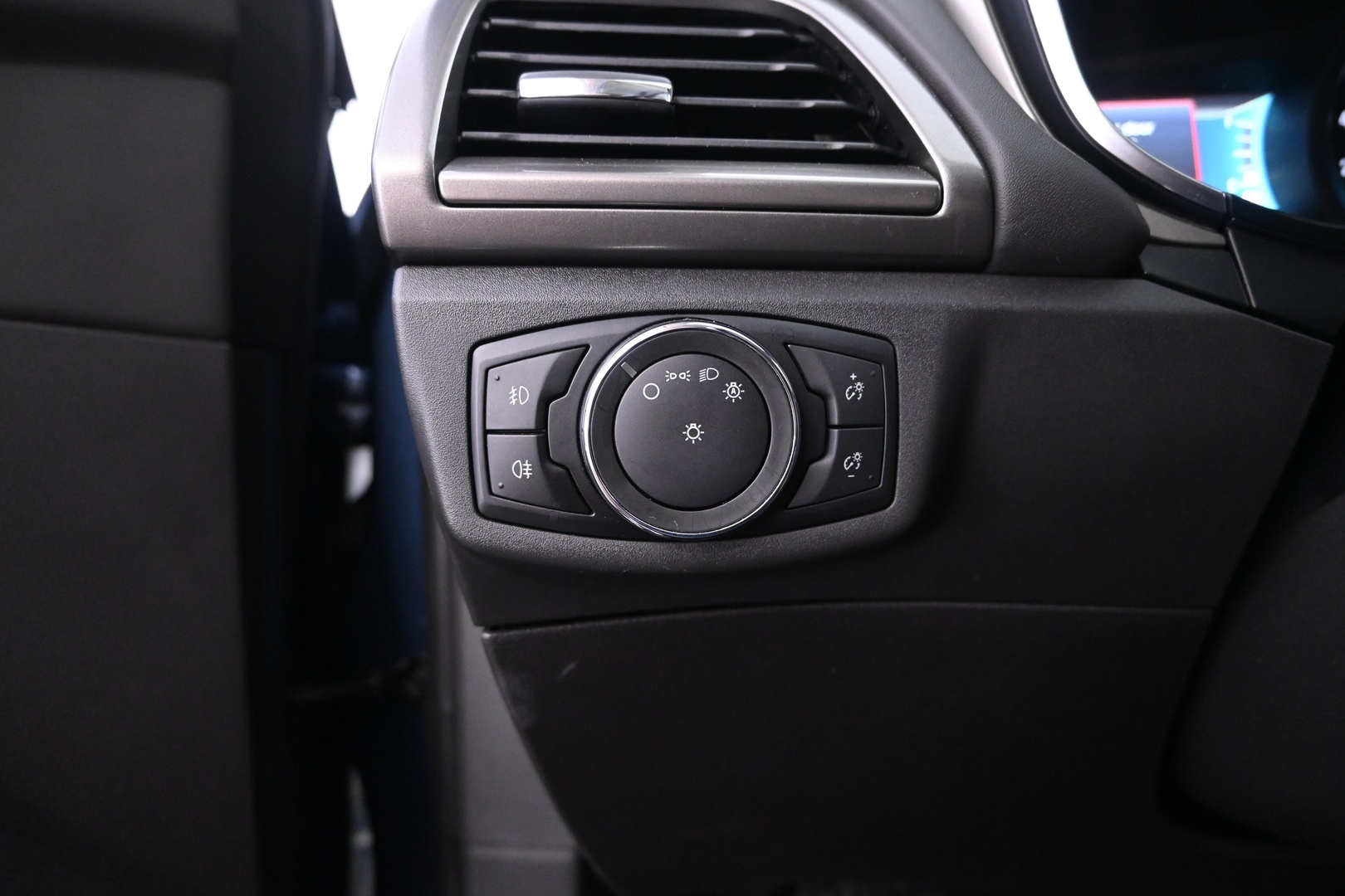 FORD Mondeo 2021