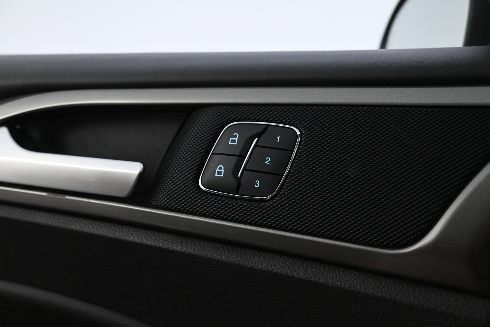FORD Mondeo 2021