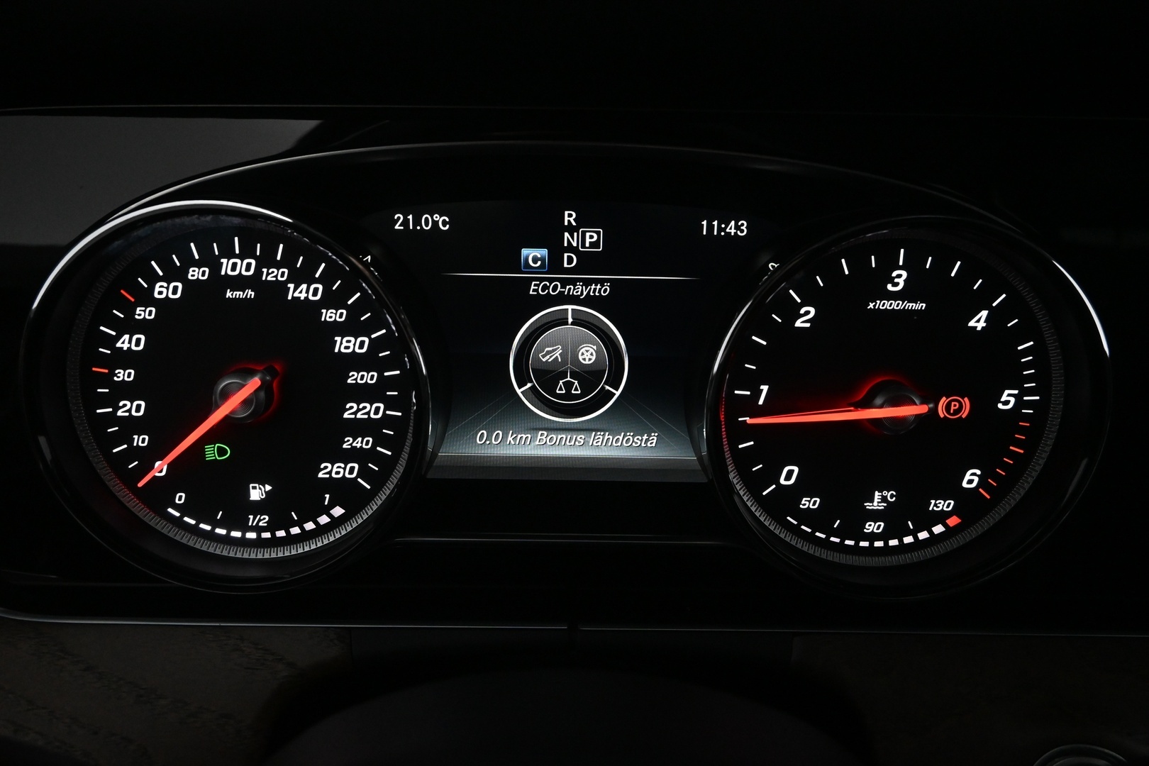 MERCEDES-BENZ E 2017