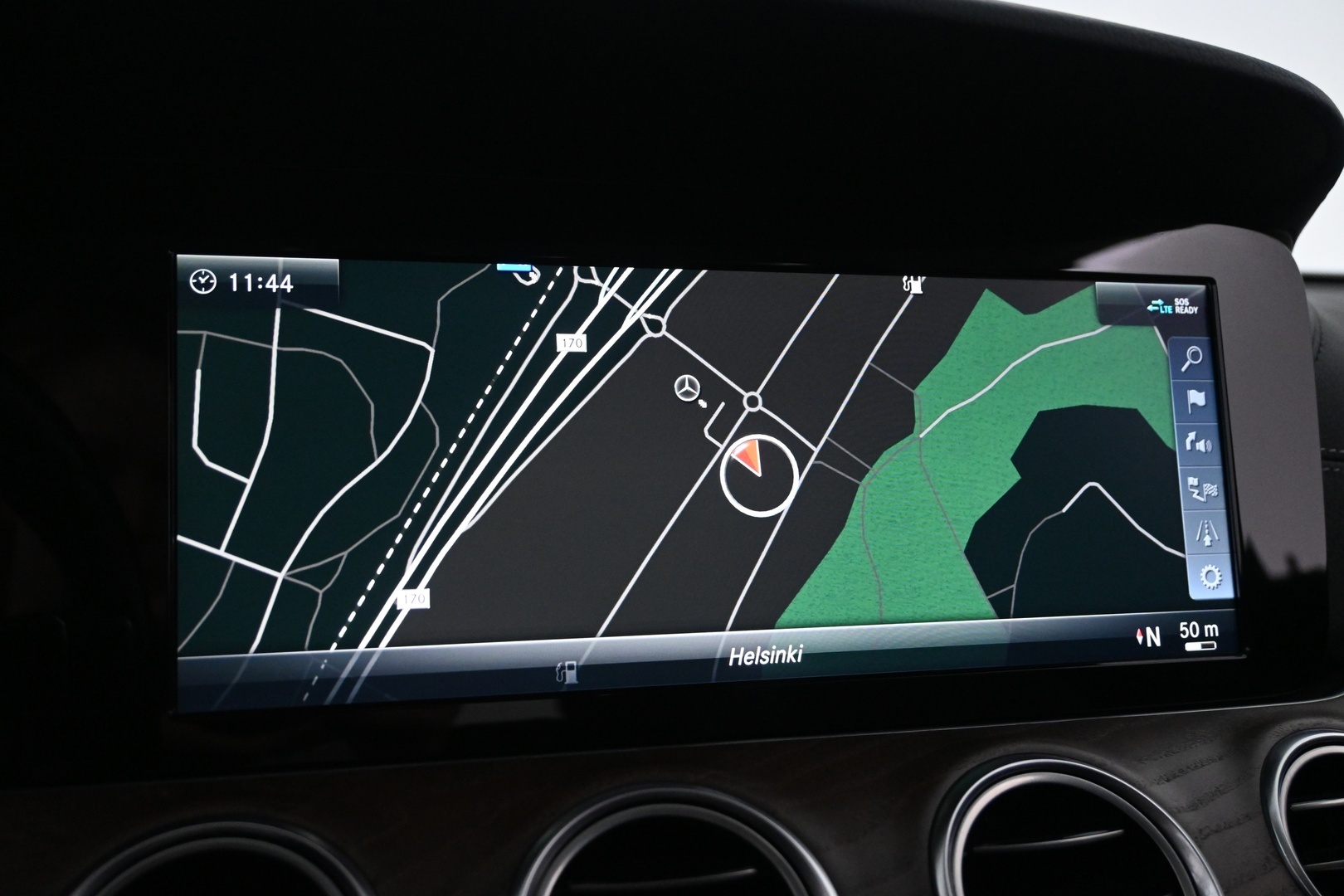 MERCEDES-BENZ E 2017