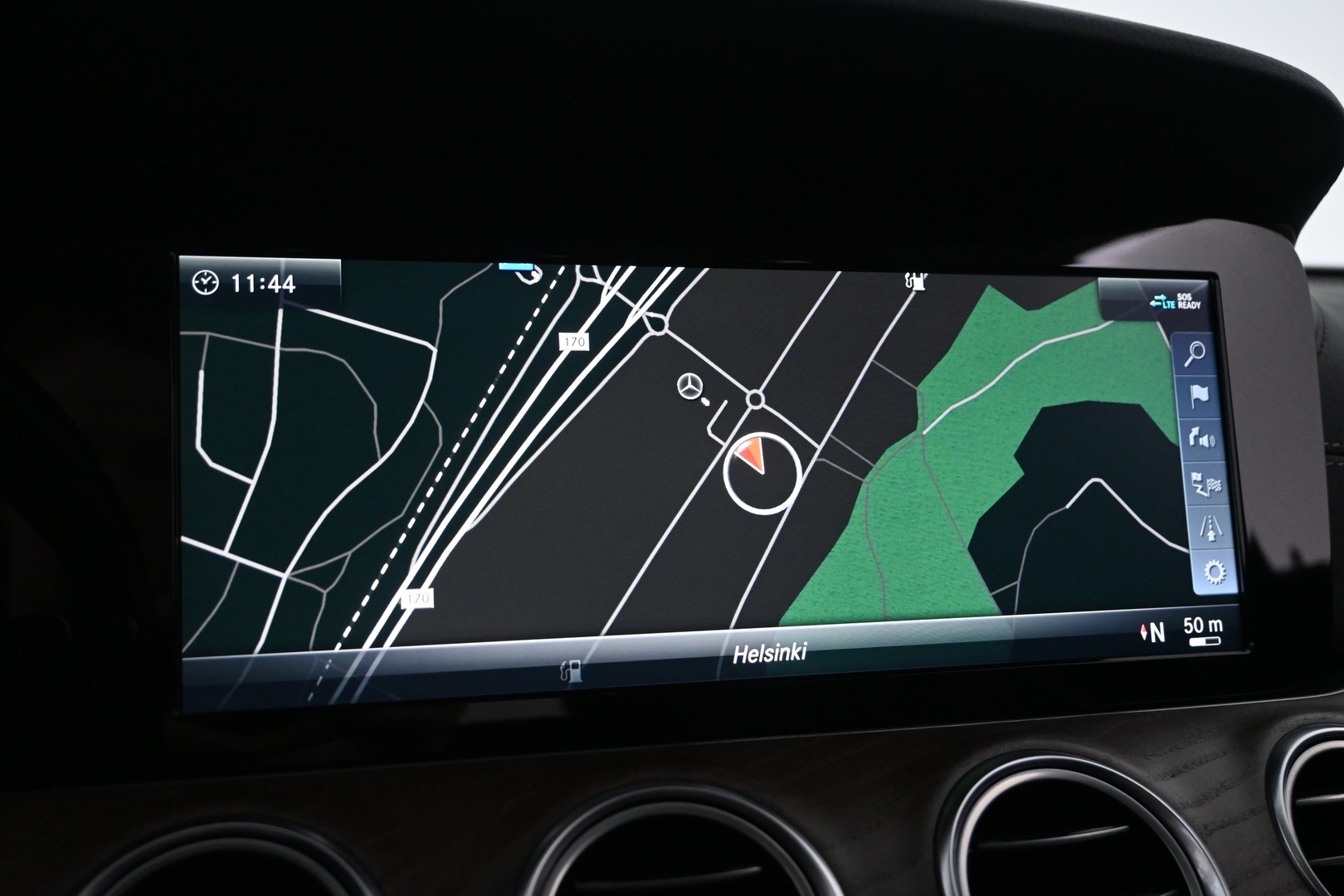 MERCEDES-BENZ E 2017