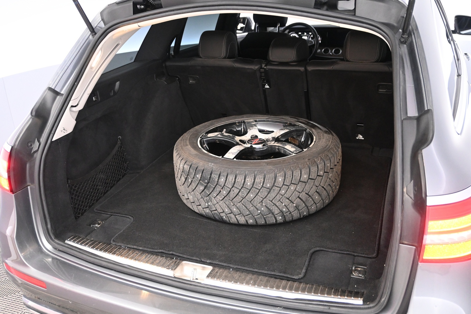 MERCEDES-BENZ E 2017