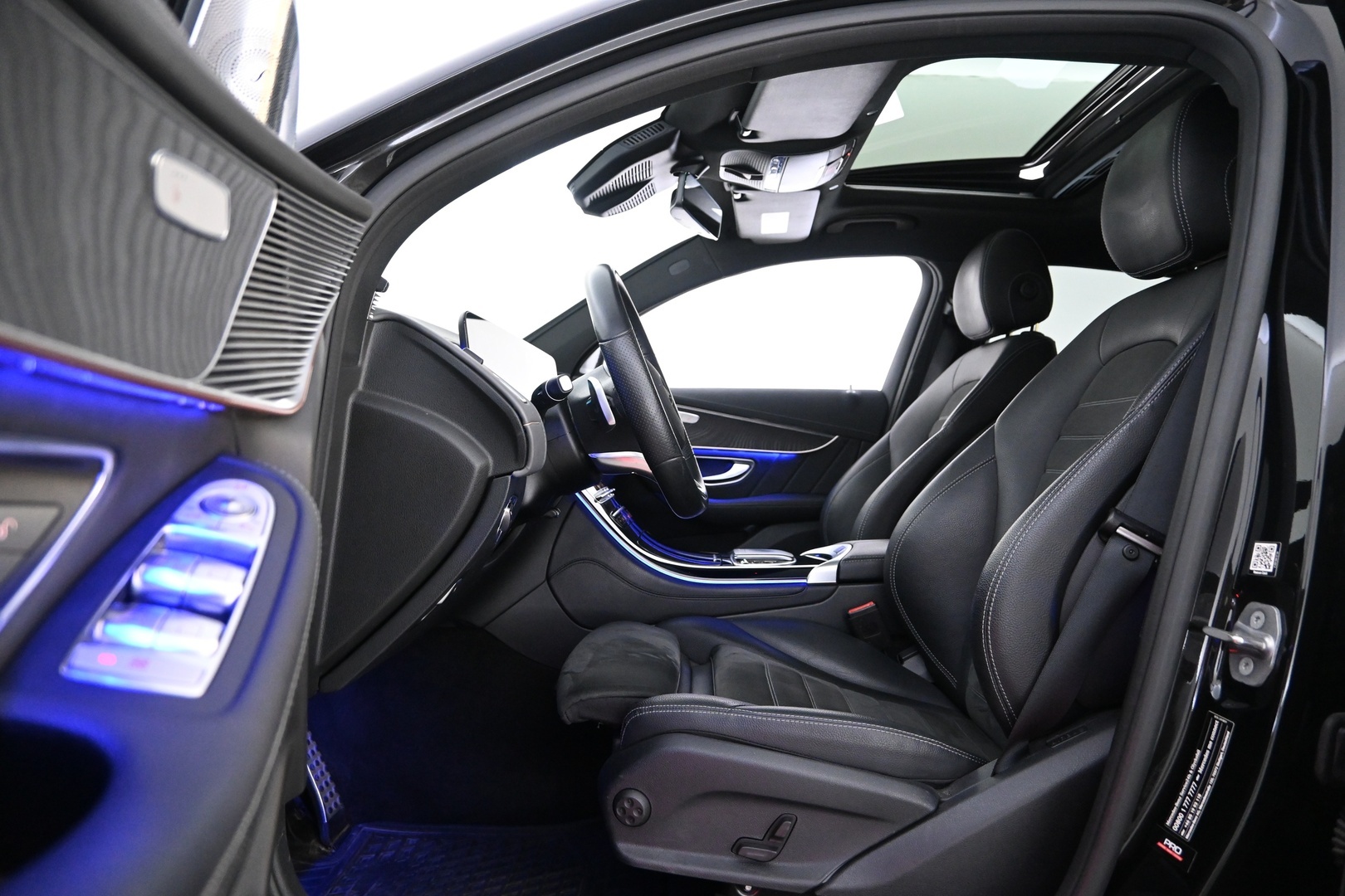 MERCEDES-BENZ EQC 2021