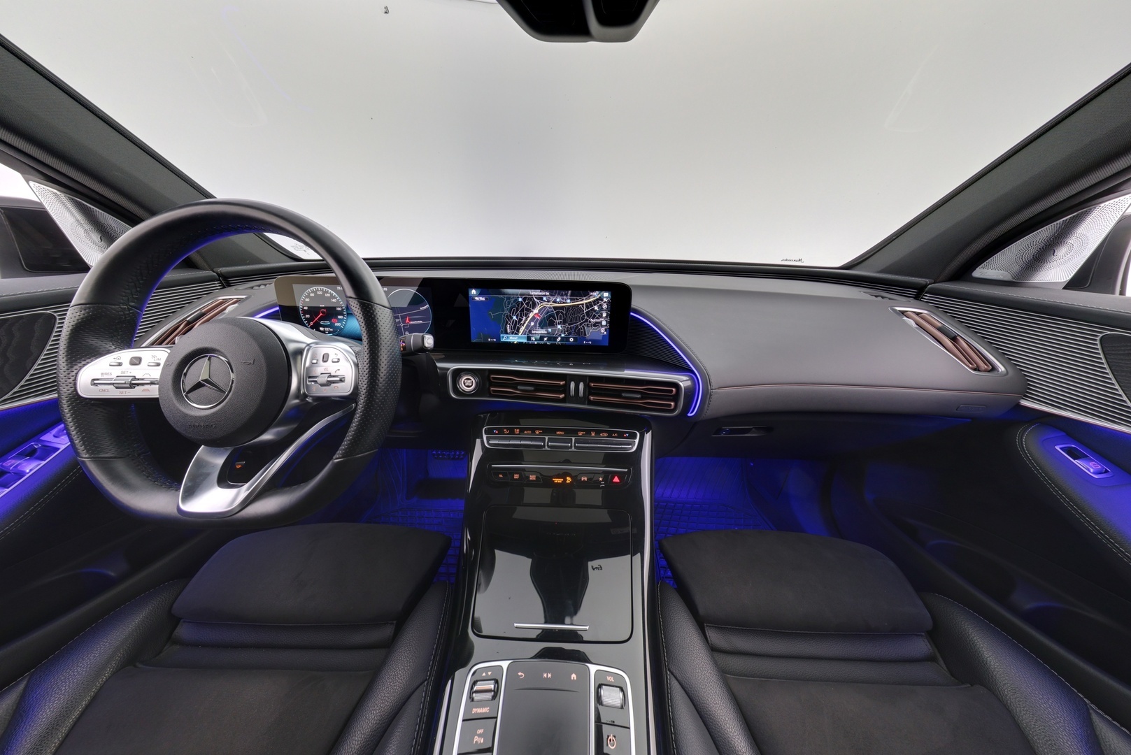 MERCEDES-BENZ EQC 2021
