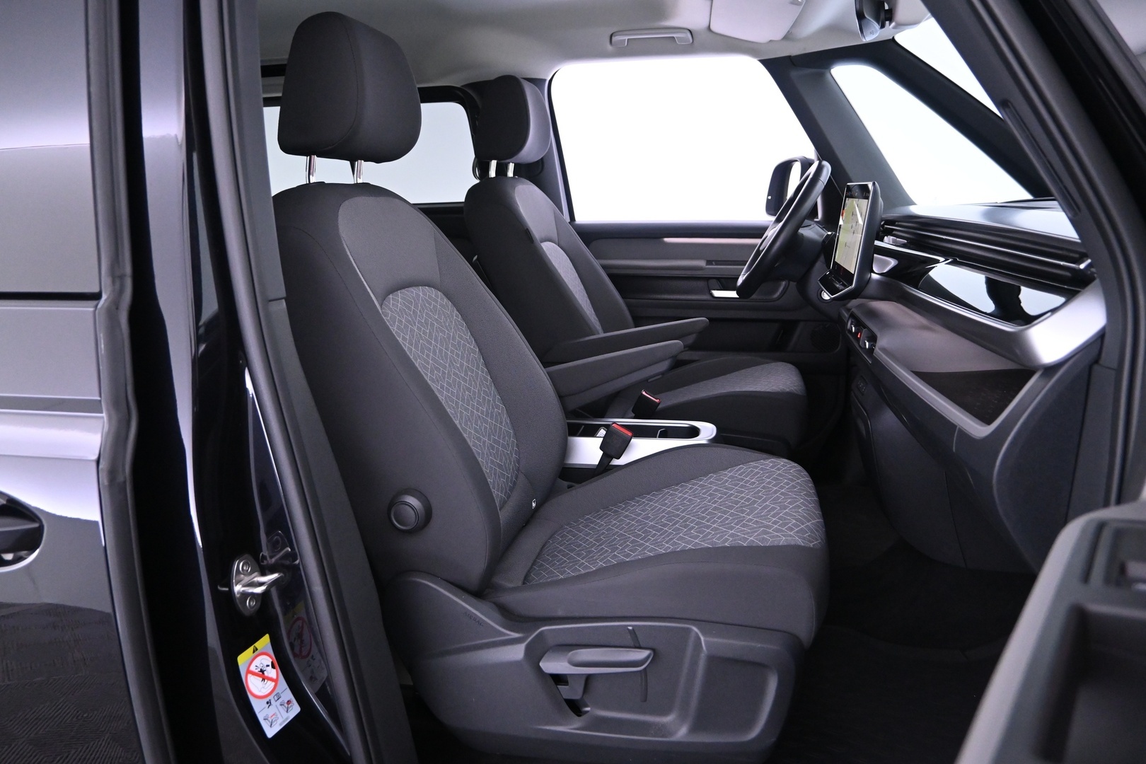 VOLKSWAGEN ID. Buzz 2025