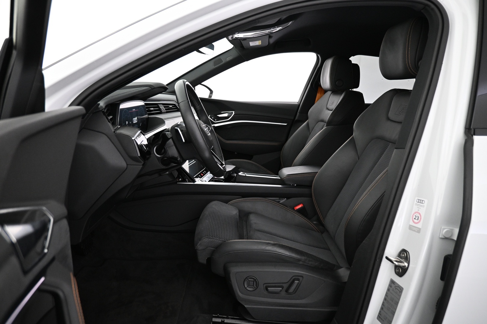 AUDI e-tron 2022