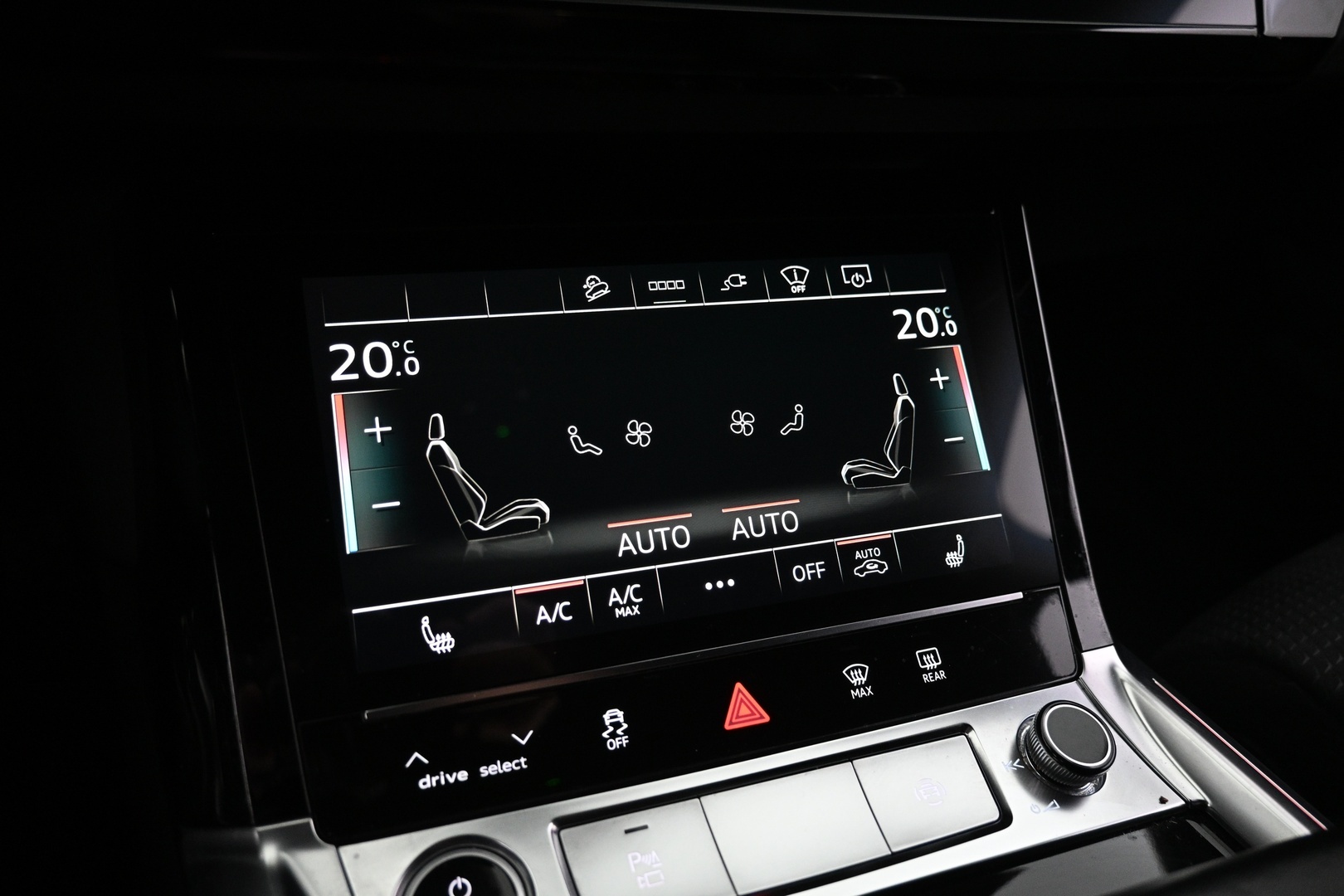 AUDI e-tron 2022